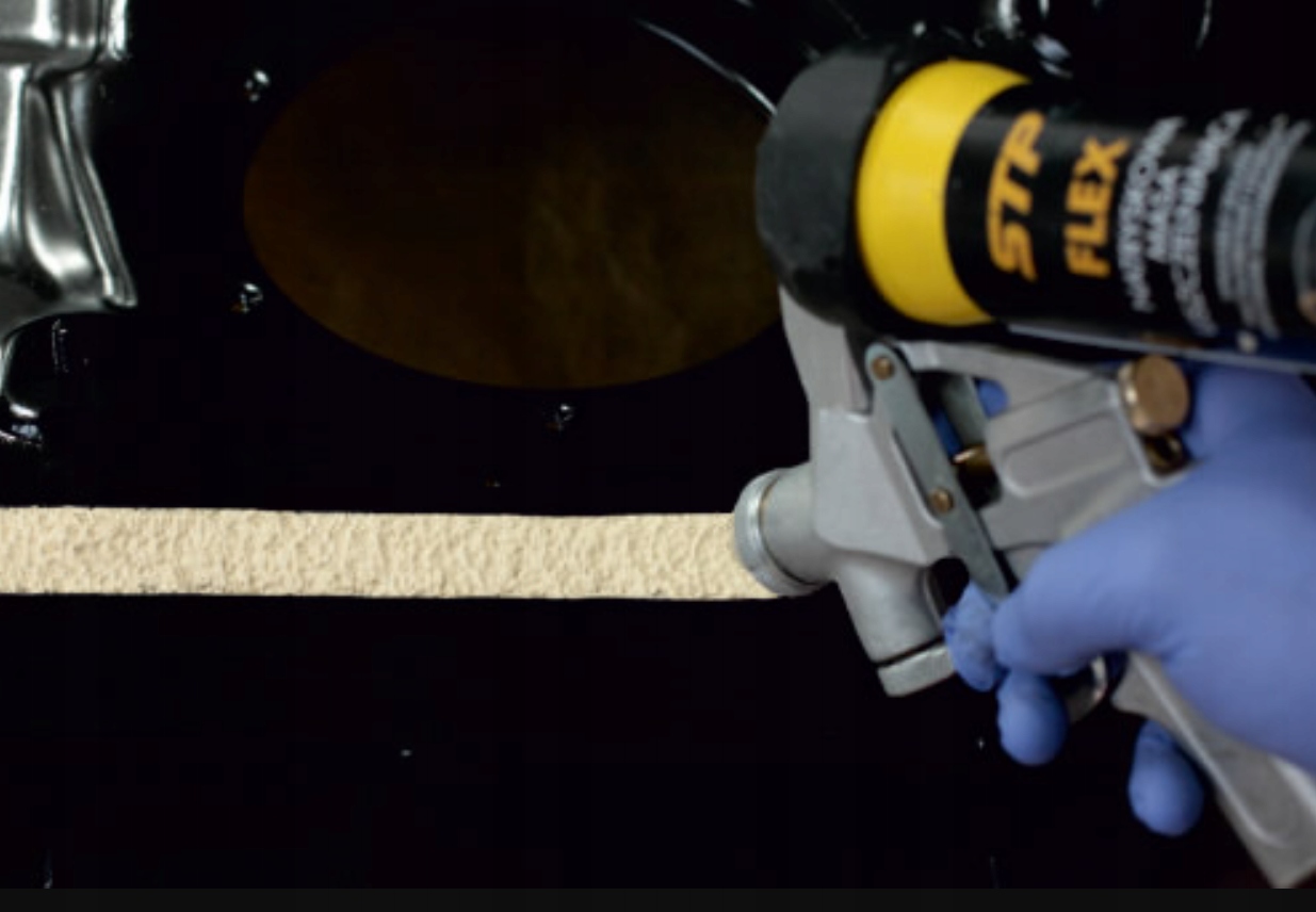 NOVOL STP FLEX masa uszczelniająca natryskowa BEŻ Producent Novol