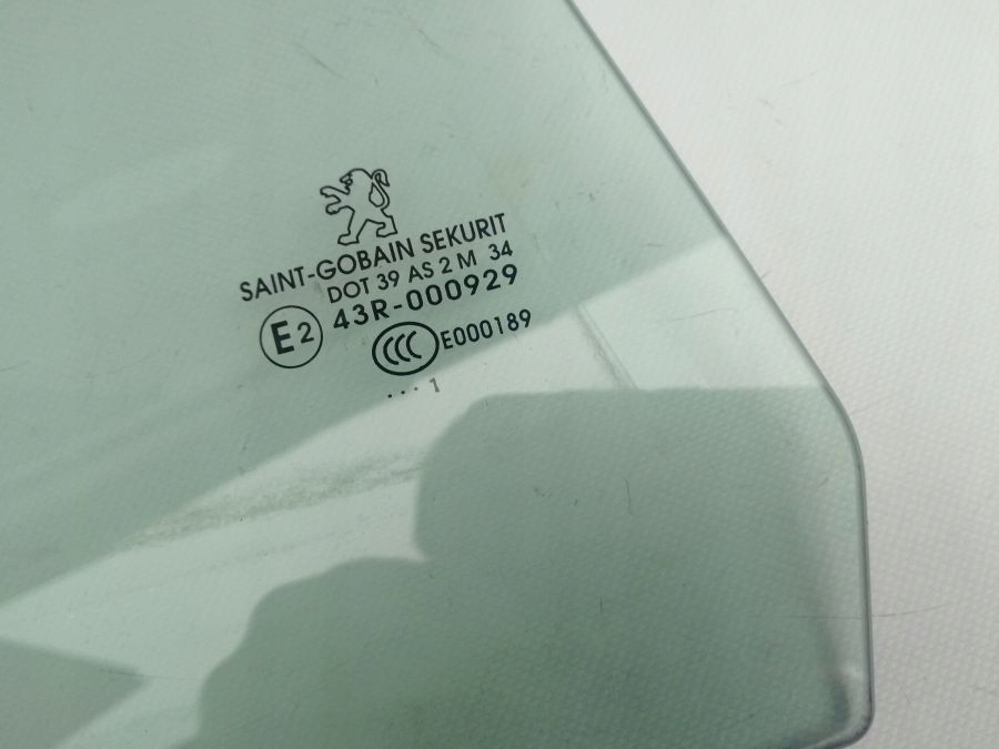 PEUGEOT 508 SZYBA DRZWI TYL SEDAN Part number PEUGEOT