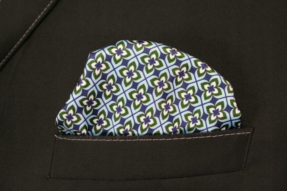 Zielono-Turkusowa Poszetka Wzór Geometryczny Materiał dominujący poliester