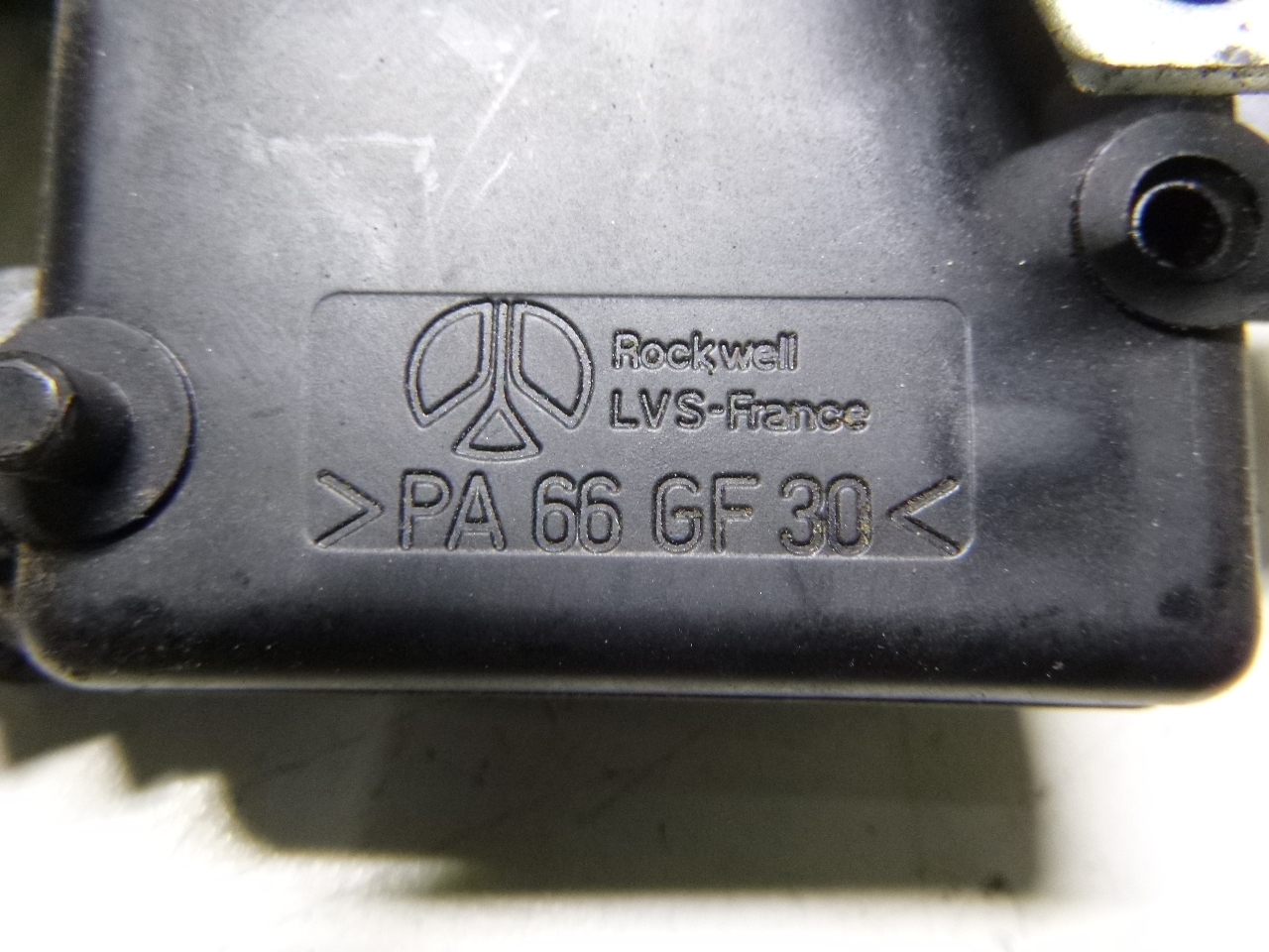 lock door front right Dacia Logan 2005r.