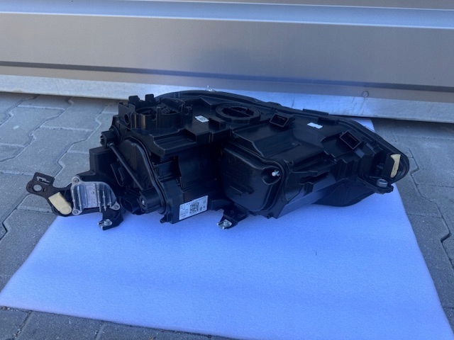 light right VW GOLF VIII 8 Full LED R Line