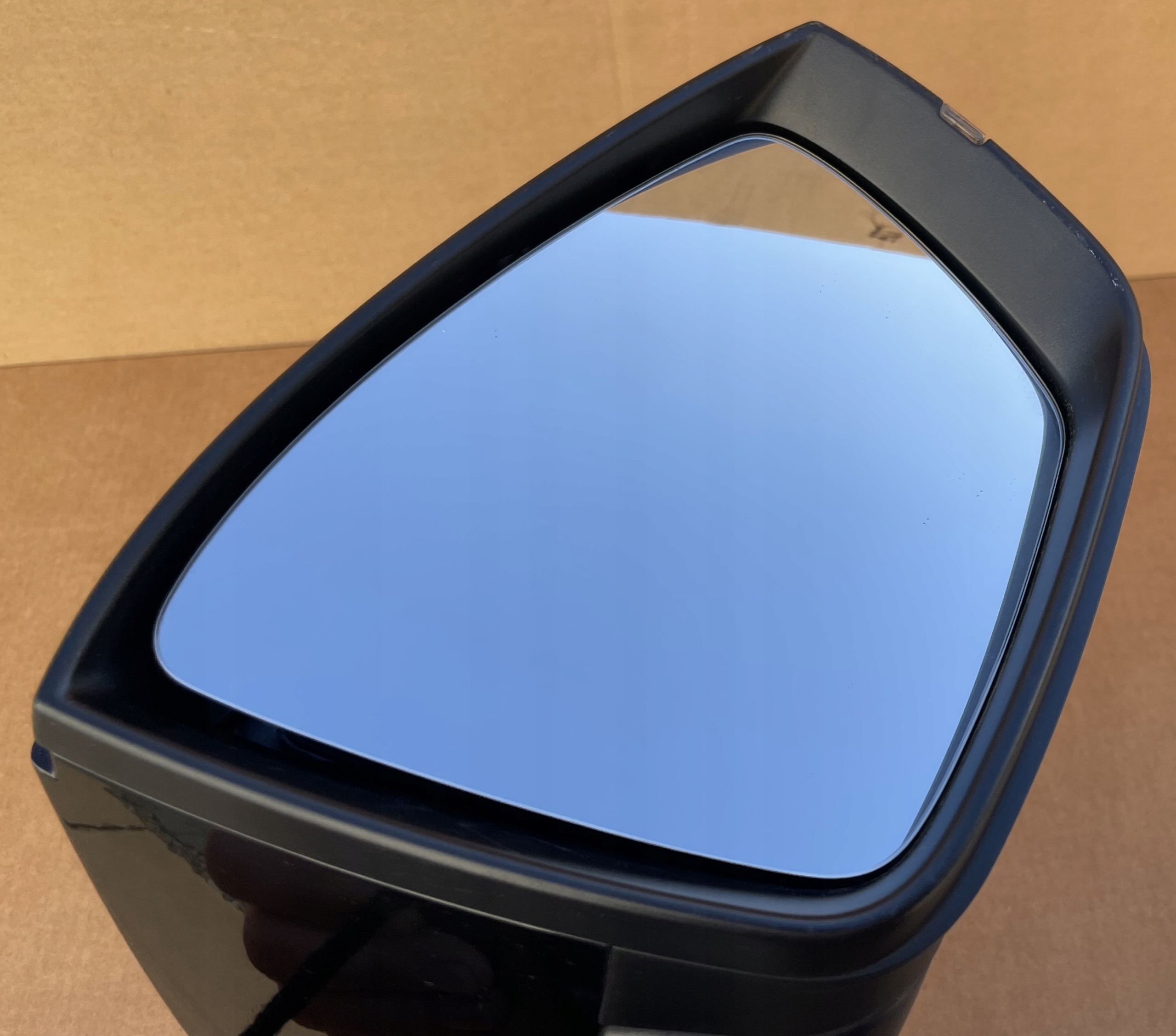 mirror SKODA KAROQ W colour LF9R 9 PIN KPL