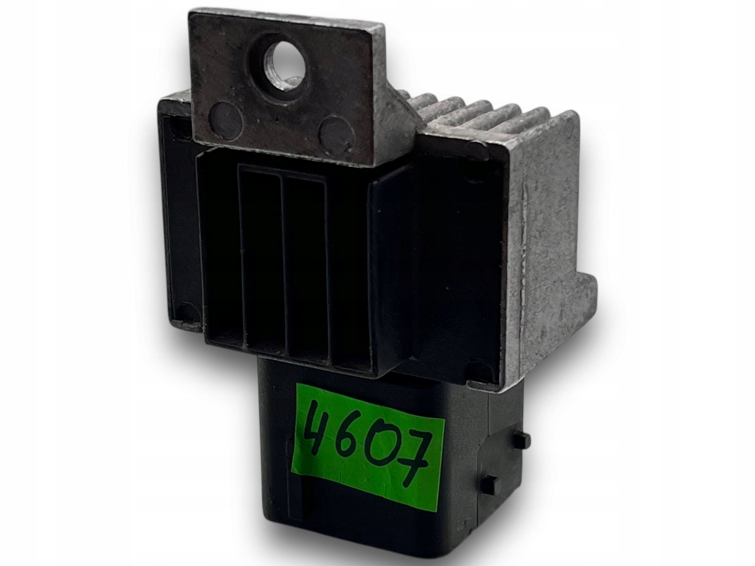 relay plugs ZAROWYCH 110678071R $J
