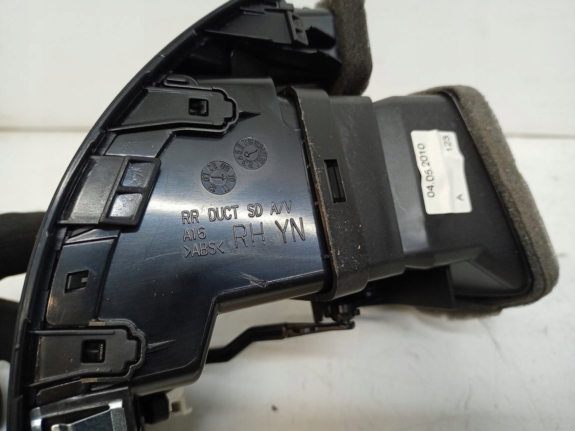 KIA VENGA grid air conditioning devices left 2009