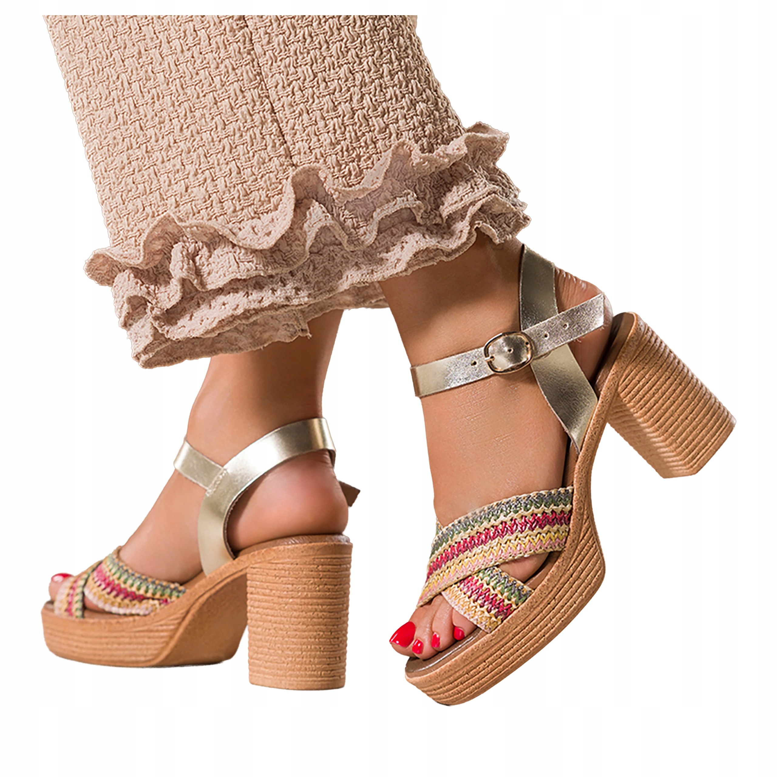 Zlaté dámské módní Sandály na sloupku Pletené pásky na kříž Kožené vel. 40