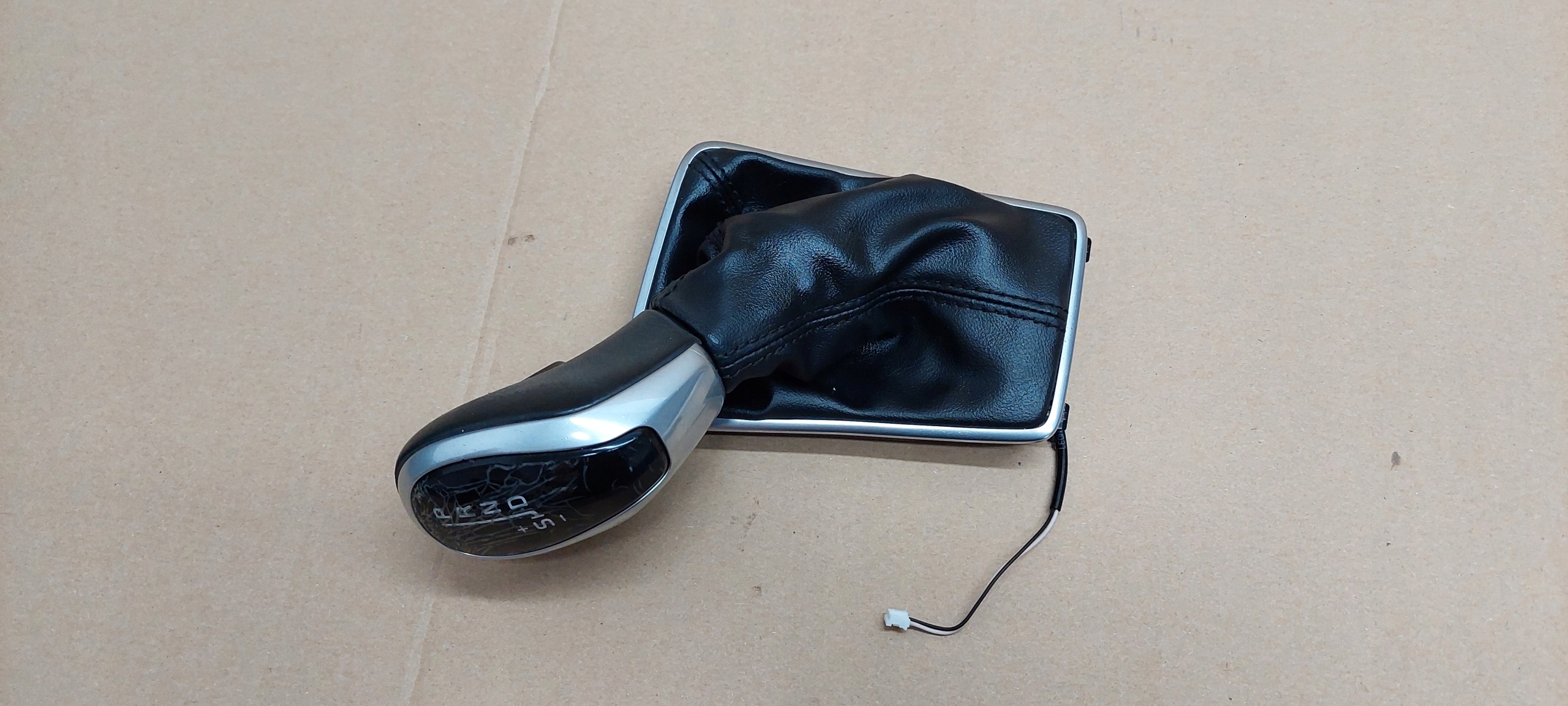 Ручка перемикання передач Volvo V40 II