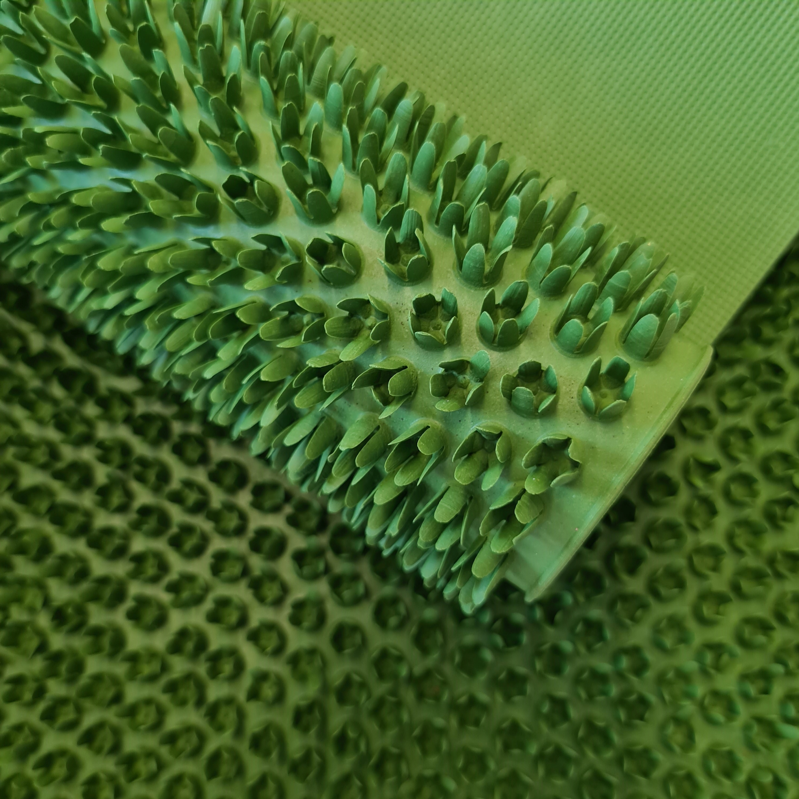 WYCIERACZKA WEJŚCIOWA GUMOWA DO DRZWI TRAWKA 75x45 Przeznaczenie na zewnątrz