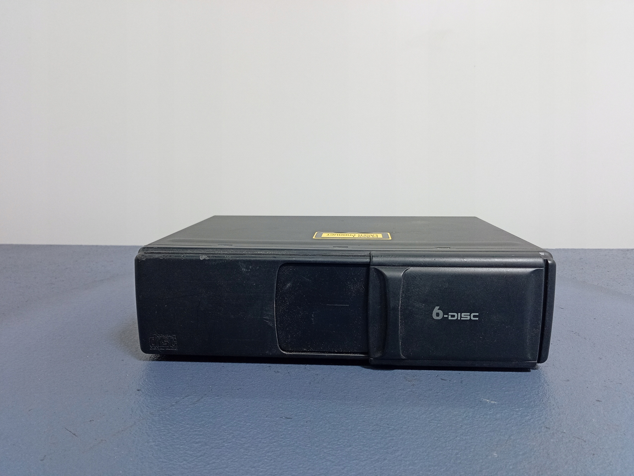 AUDI A6 C5 ZMIENIARKA CD