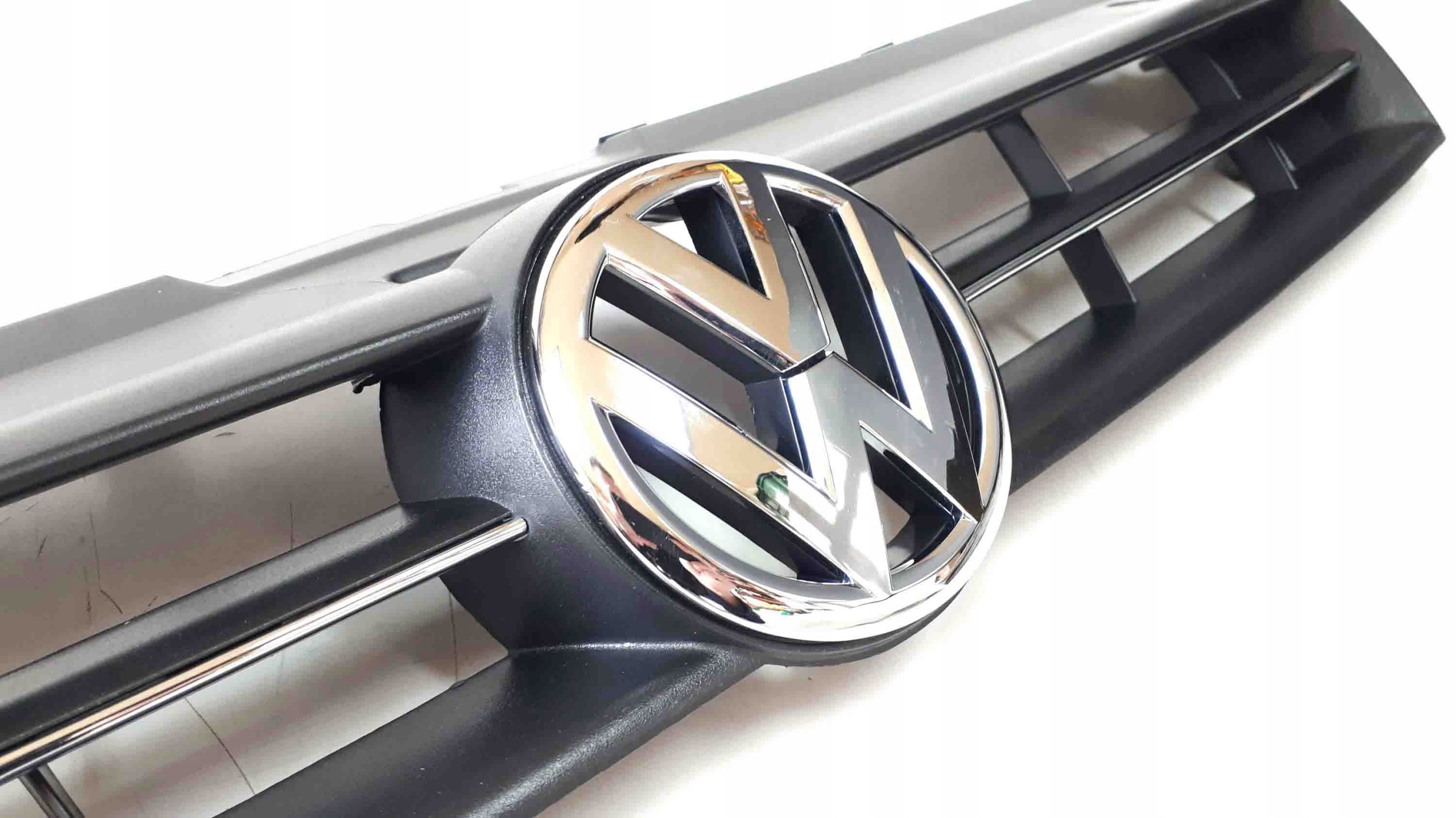 88531623502 - РЕШЕТКА ГРИЛЬ + ЛОГОТИП VW POLO 2009-2014 6R0853651AA