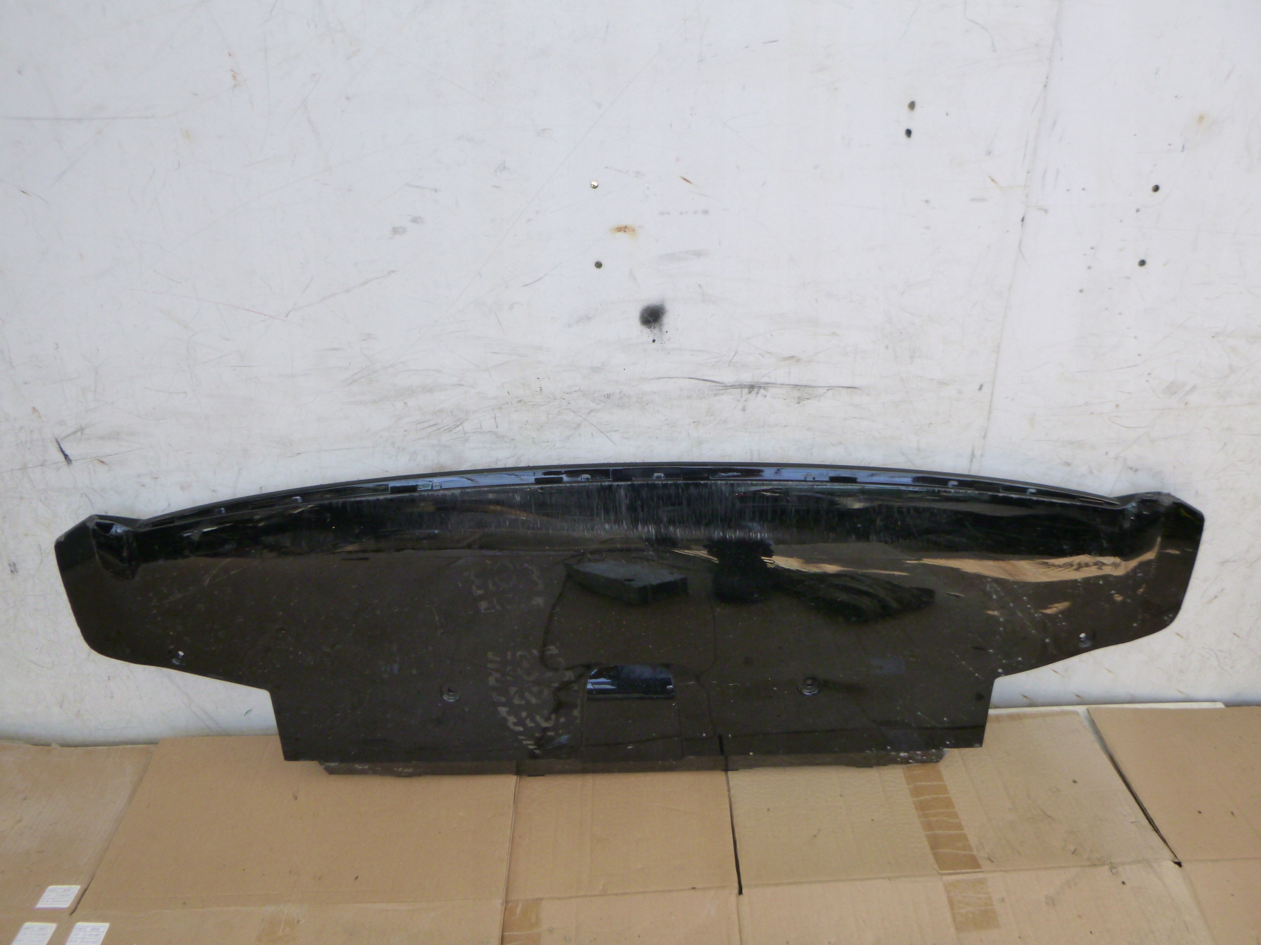 J8A2-19B537-EB - БАМПЕР RANGE ROVER VELAR R-DYNAMIC