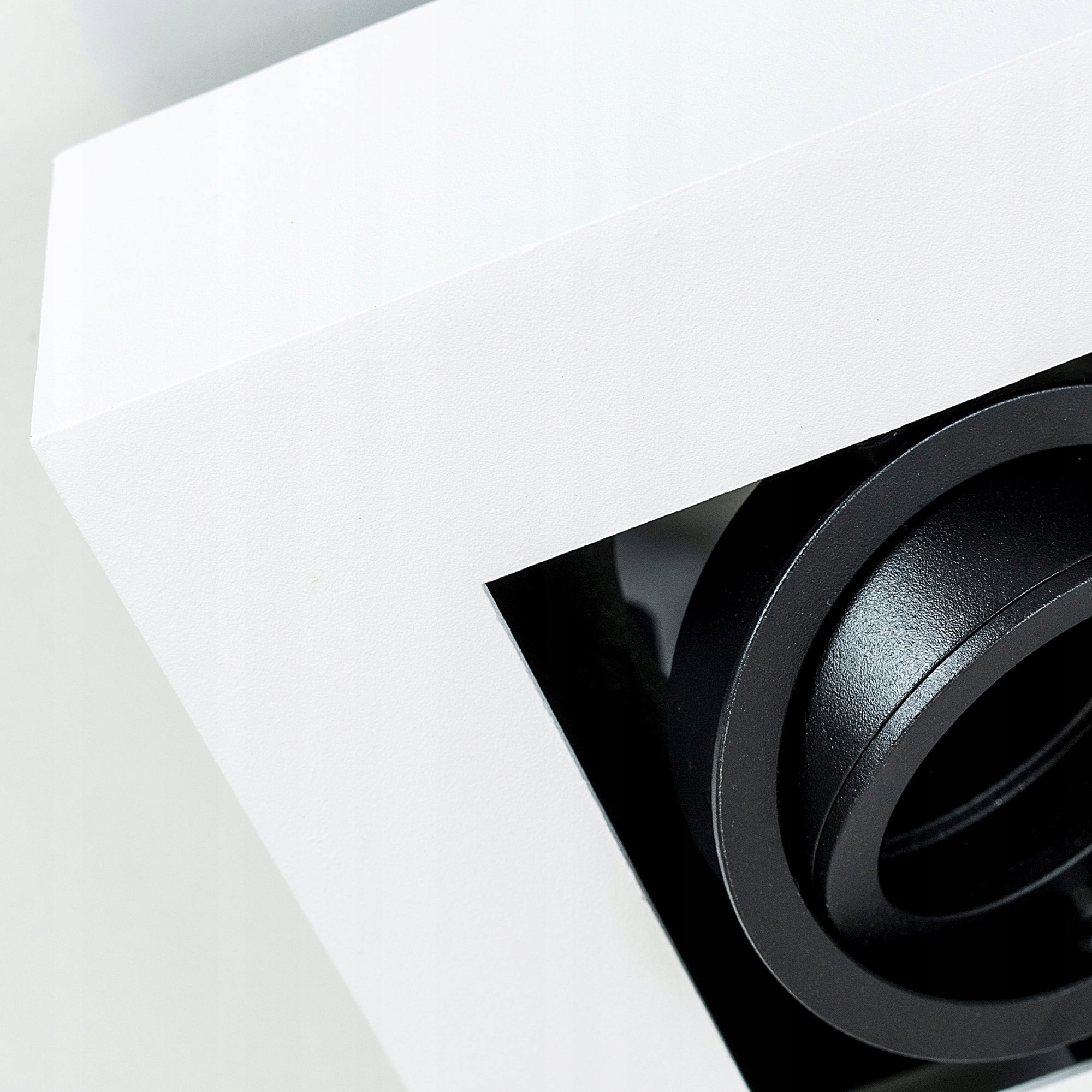 LAMPA SUFITOWA PLAFON NATYNKOWY BIAŁA EDO + ŻARÓWKA LED GU10 Rodzaj plafon