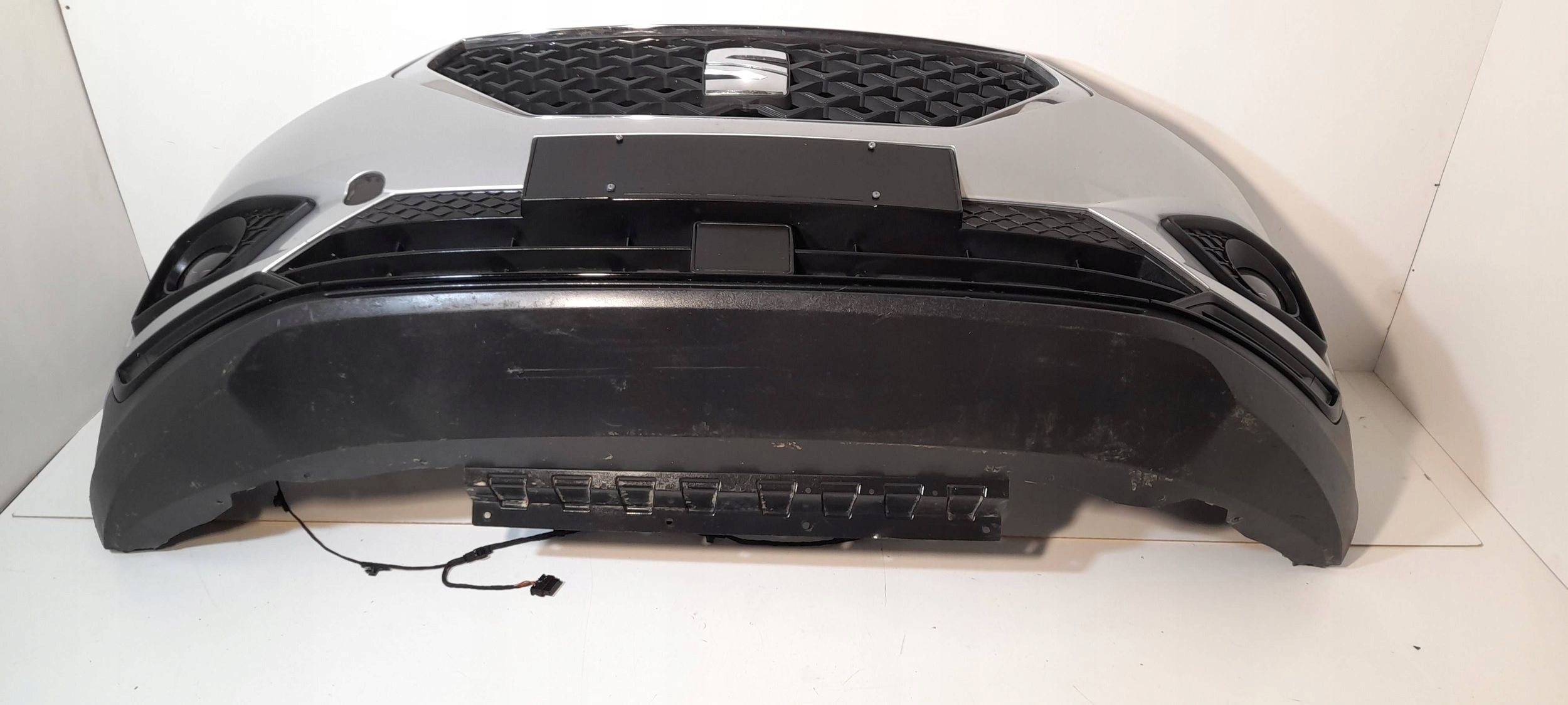 Seat Tarraco Frontstoßstange 5FJ807221 (TR13)