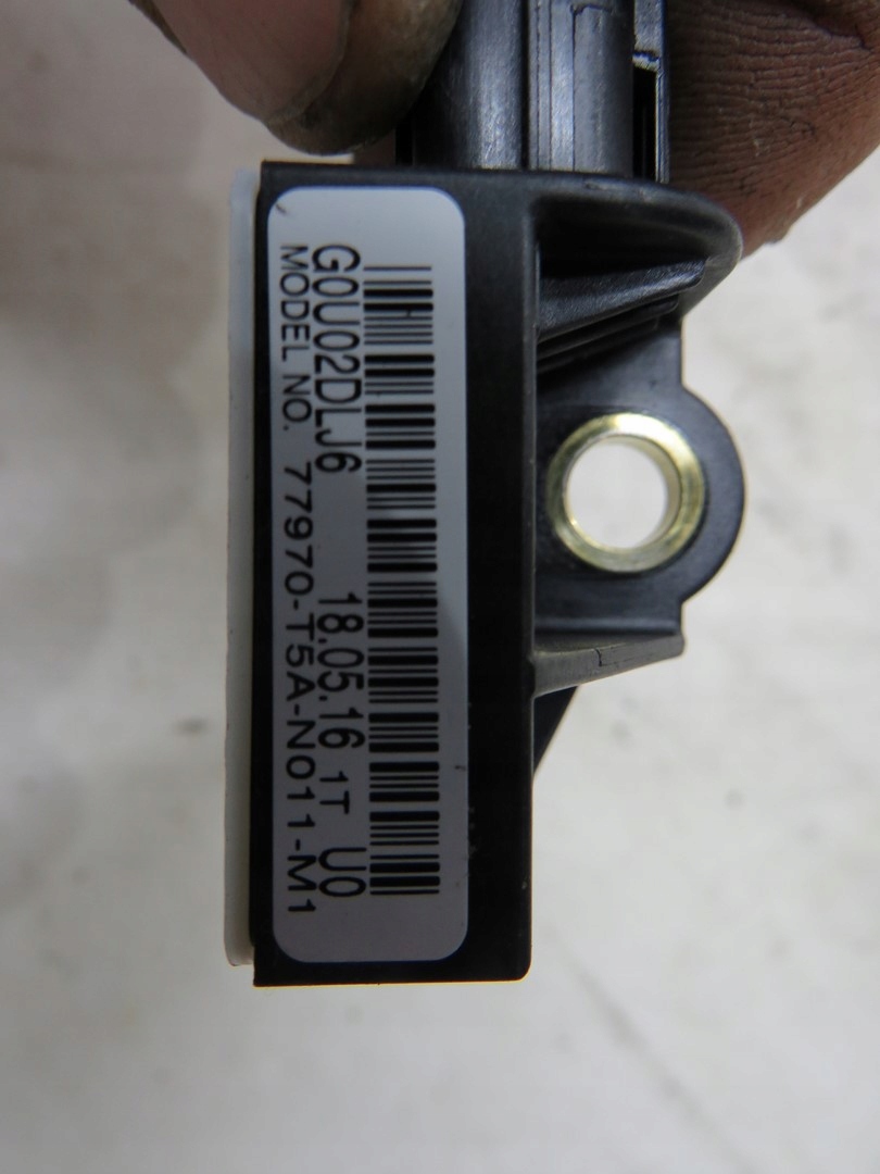 CZUJNIK UDERZENIA UDERZENIOWY HONDA JAZZ IV 15- Typ samochodu Samochody osobowe