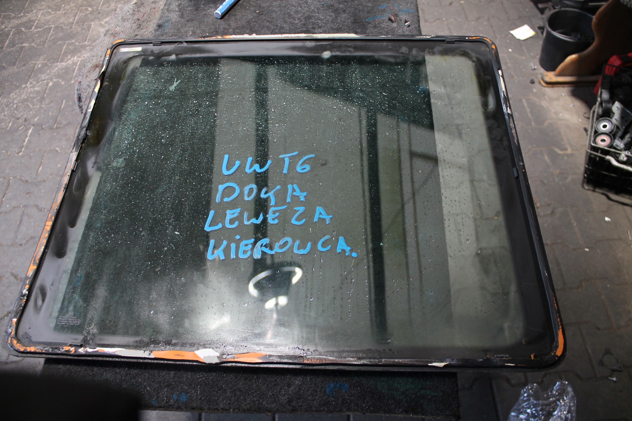window left ZA KIEROWCA VW T6 DOKA