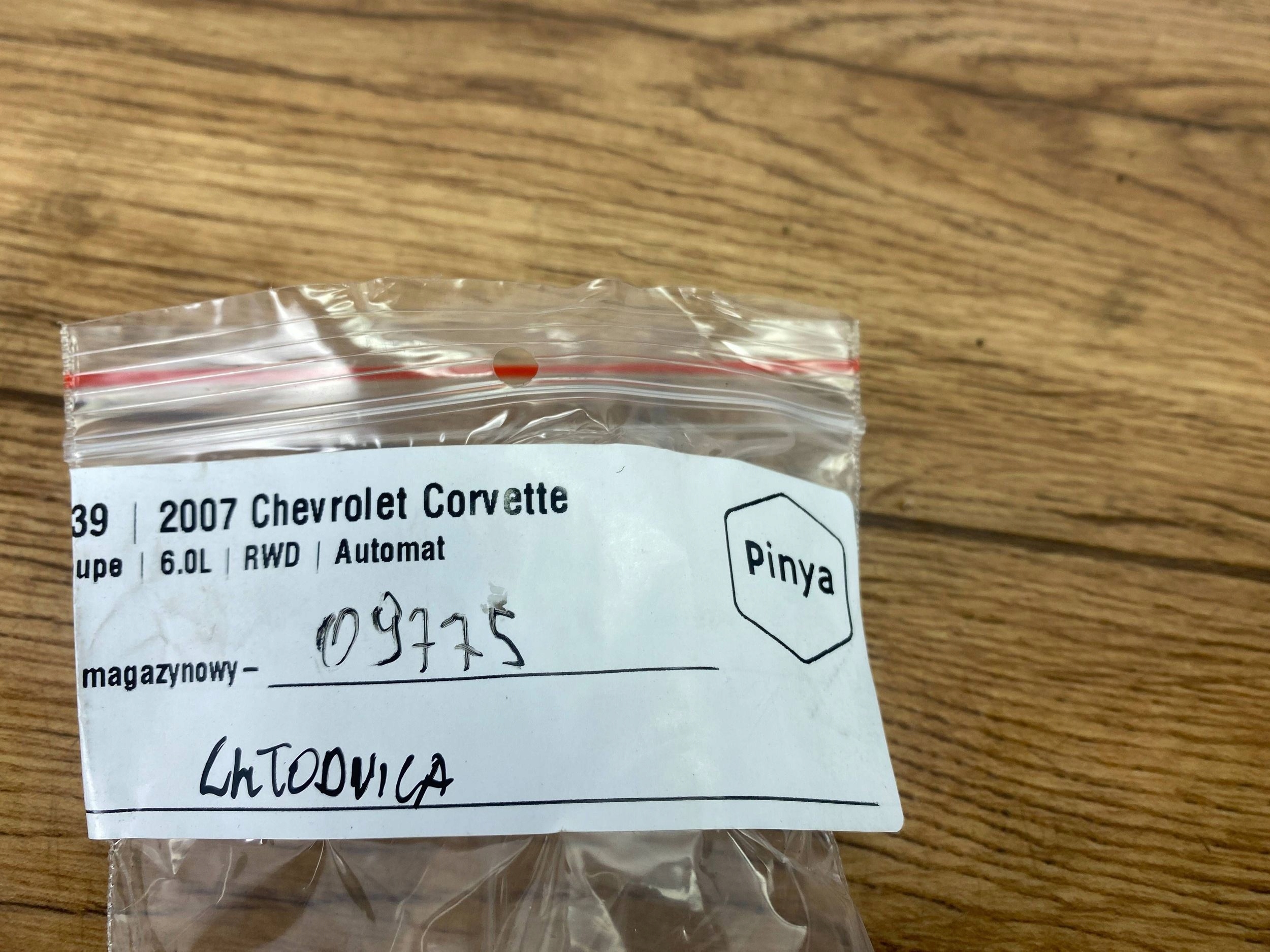 Support plaque Radiateur Pneus Chevrolet Corvette C6 2005+