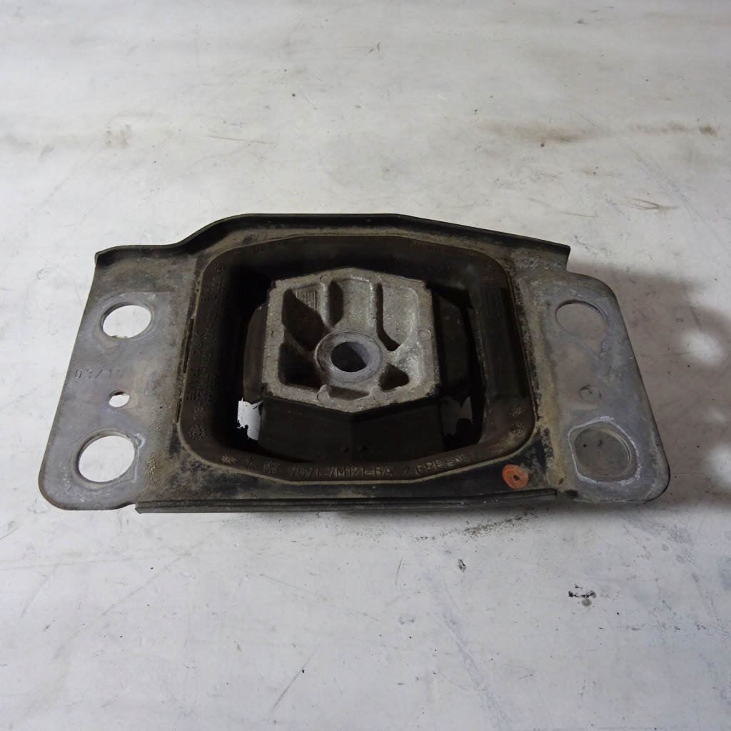 FORD MONDEO MK5 Getriebehalter getriebe 6G917M121AC