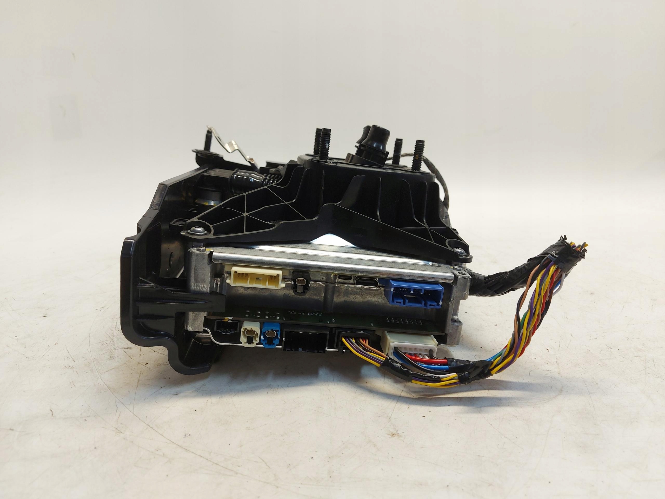 TESLA MODEL Y 2022r module control unit computer autopilot 1684435-05-h