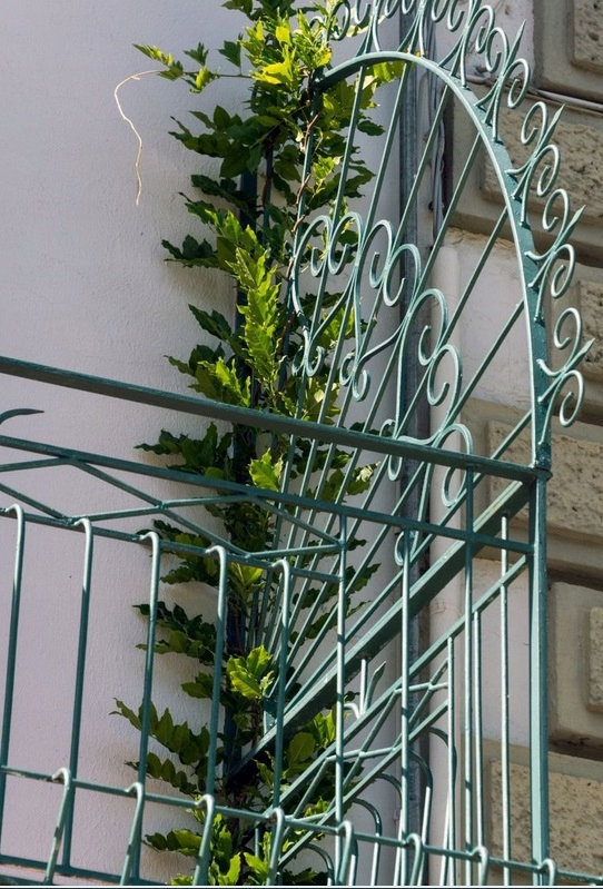 ŚNIEŻKA EMALIA NA RDZĘ GRAFITOWY PÓŁMAT R18 2.5L Wielkość opakowania 2.5 l