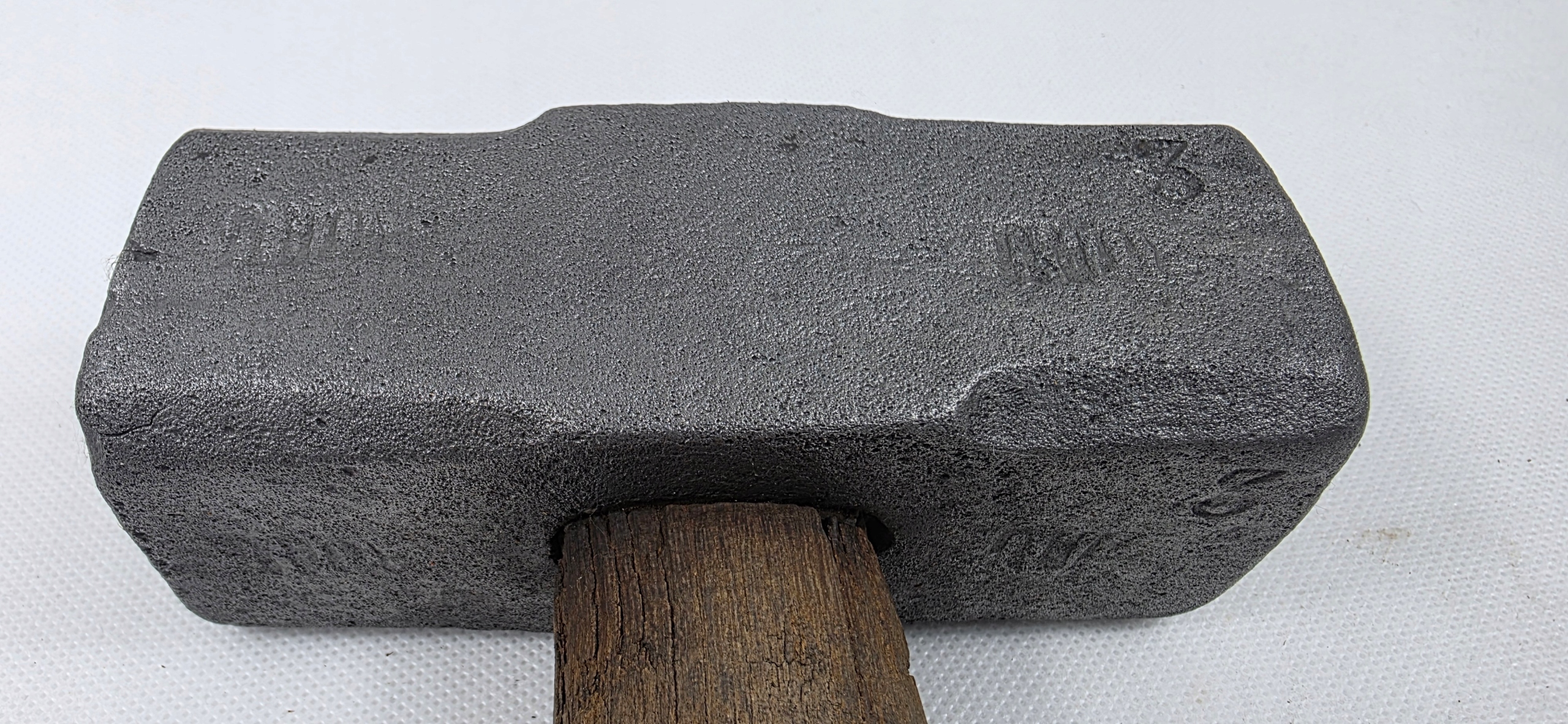 SUGNOWANY SOLDNY STARY MŁOTEK 3,5KG