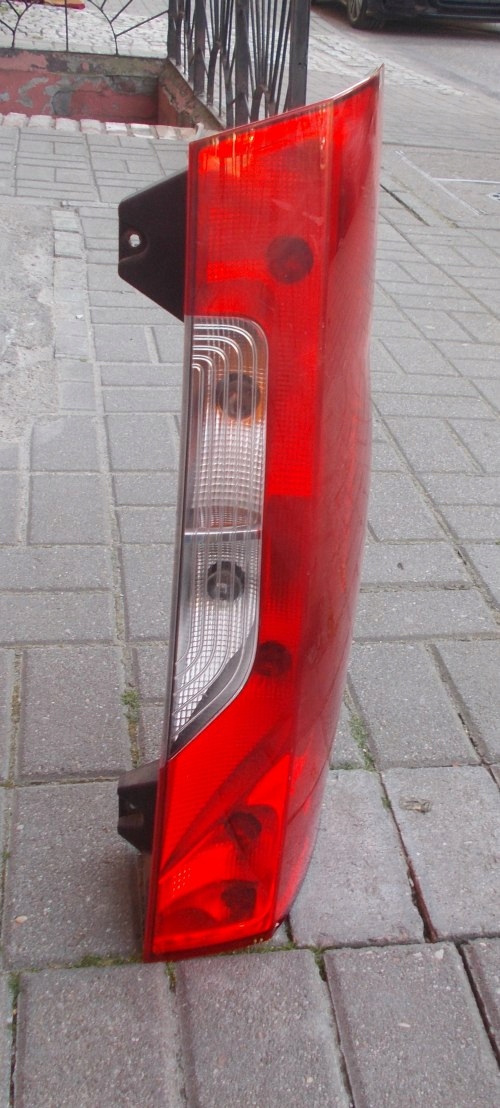 MERCEDES SPRINTER W907 W910 PRAWA LAMPA ZWYKŁA ORYGINAŁ