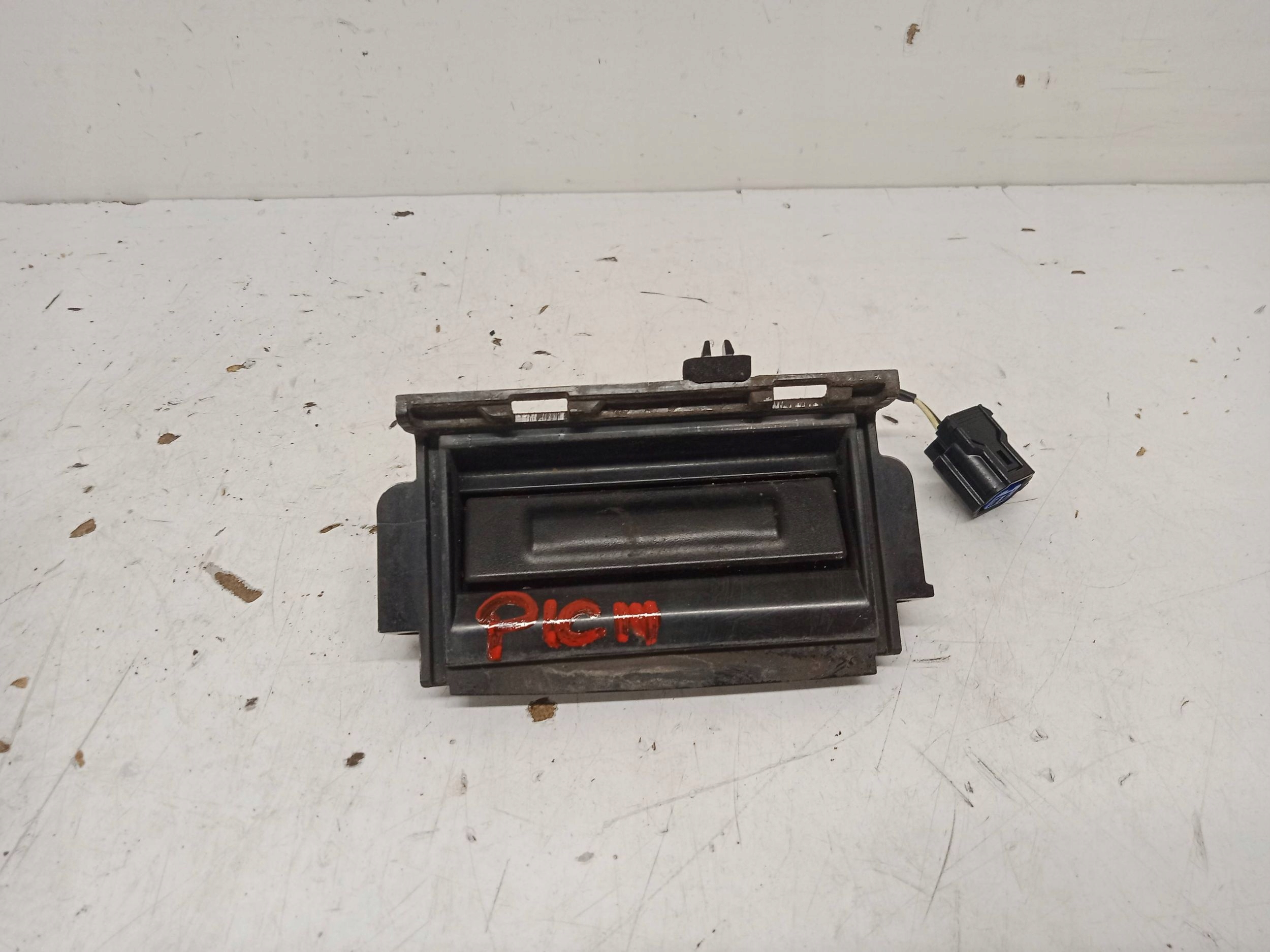 KIA PICANTO III MIKROSTYK bonnet boot rear part 2017