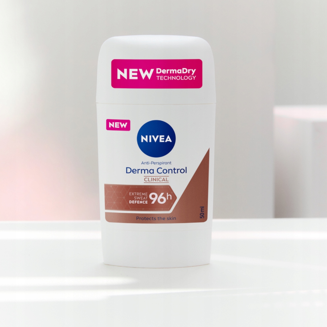 NIVEA Derma Dry Control Antiperspirant v tyčinke, 50 ml Stav balenia originálne