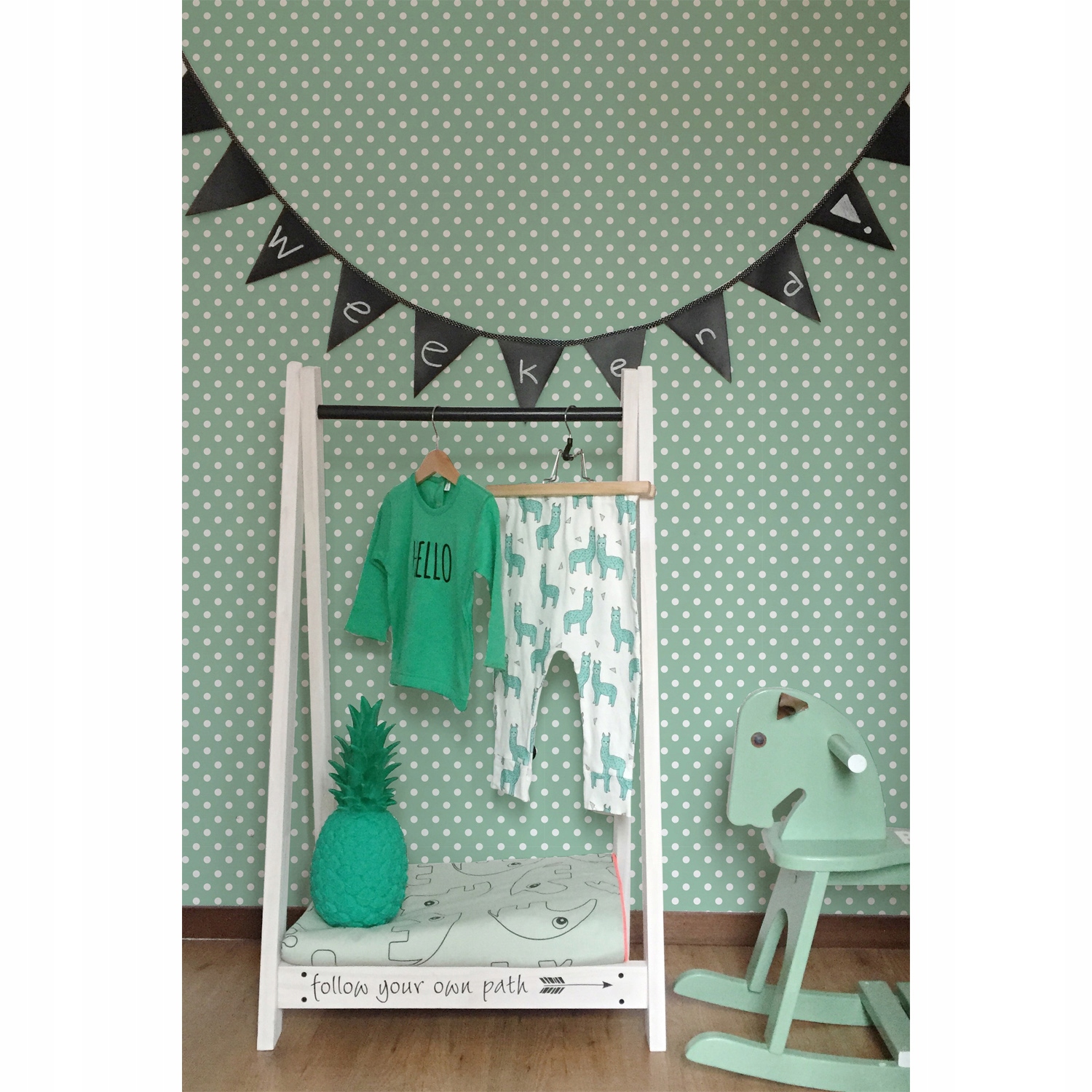 

Fototapeta na flizelinie Zielona w kropki 104x70