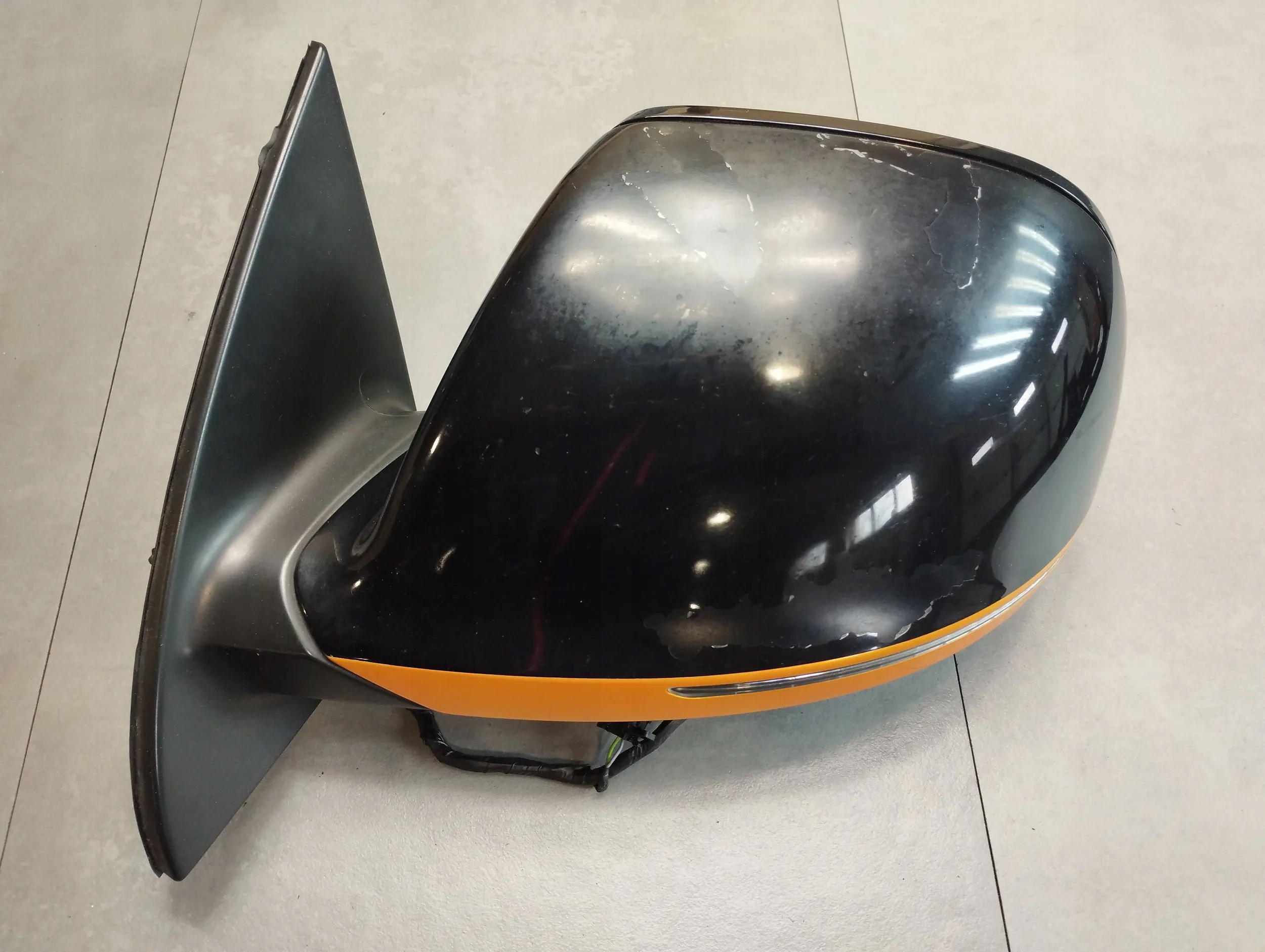 Audi Q7 4L LUSTERKO LEWE 13+2 PINY LZ9Y Numer katalogowy oryginału 4L0867535B