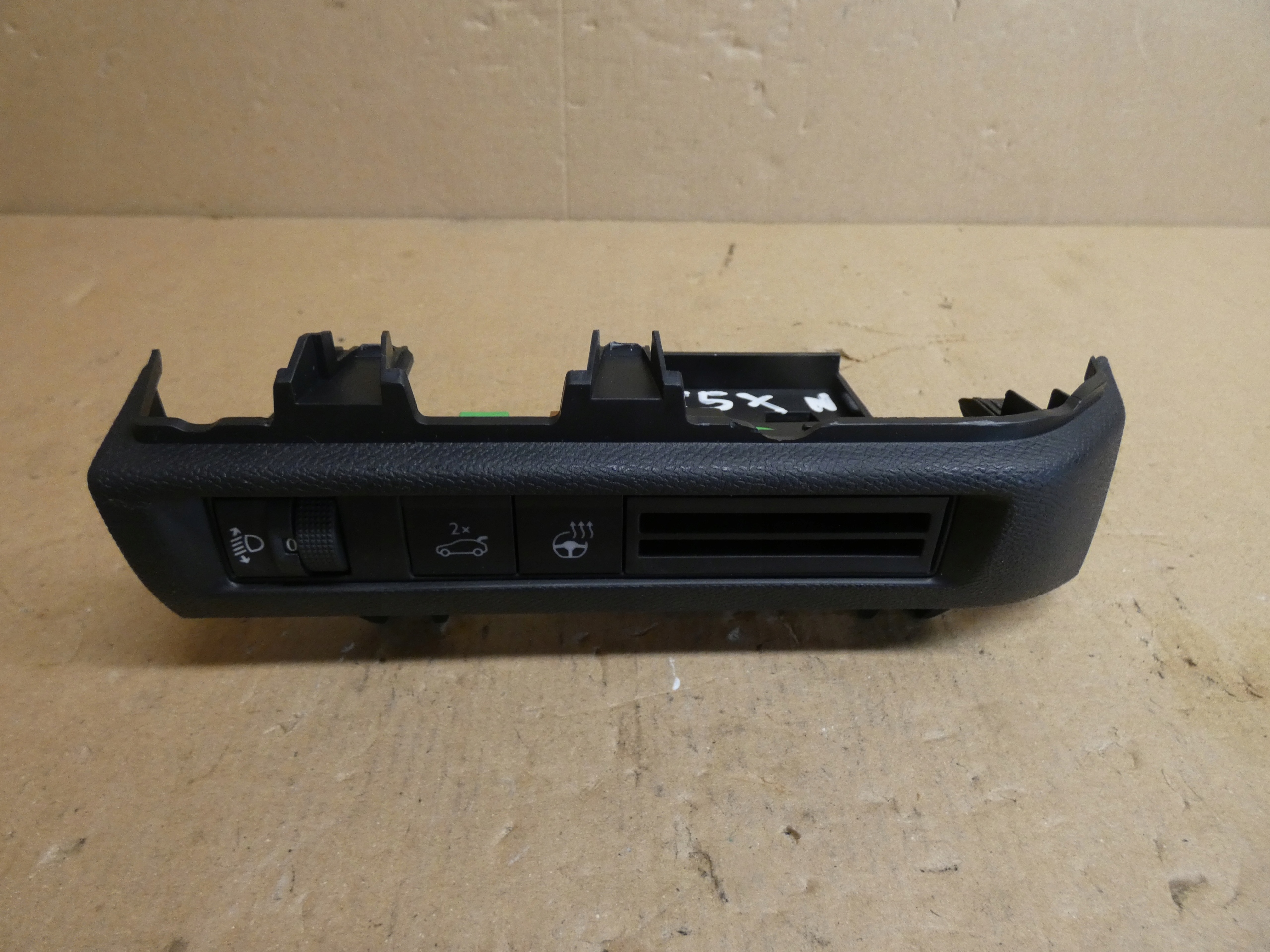 Schalter grzania des Lenkrads Citroen C5X 98167461ZD