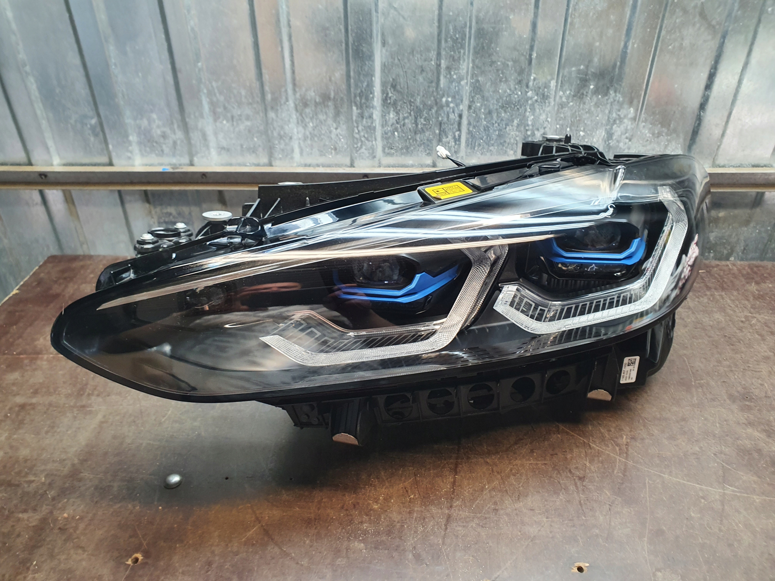 LAMPA PRZÓD LEWA LASER BMW 4 G22 G23 G82