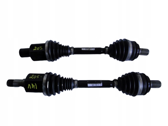 MERCEDES C KLASA W205 205 PÓŁOŚ PRAWA 4MATIC