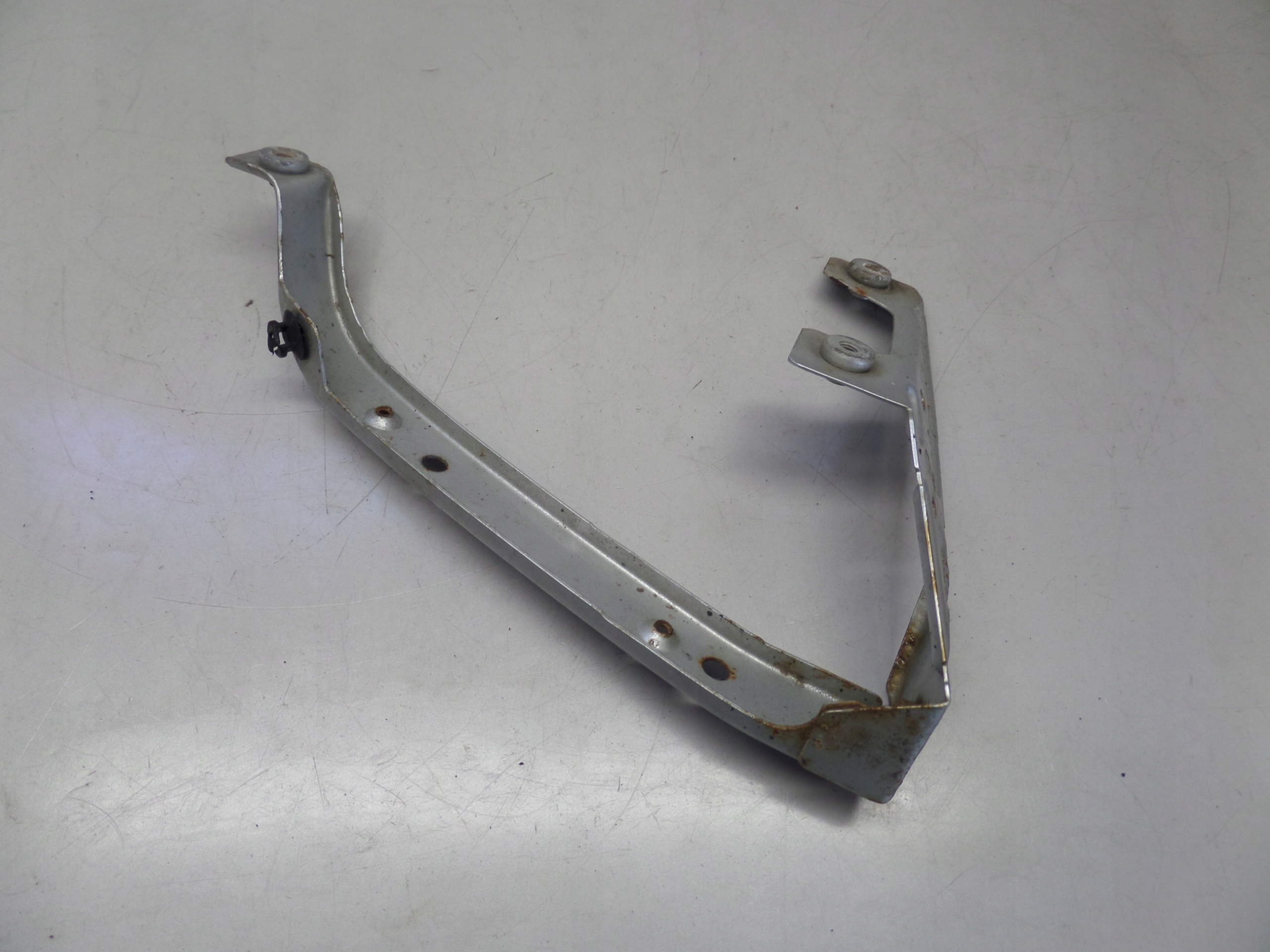 wall support OKULAR right MERCEDES VANEO W414 01-05