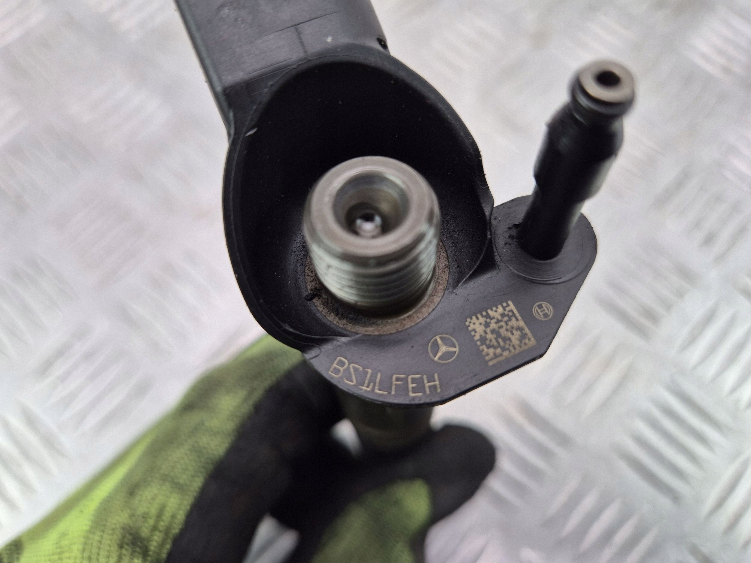 Mercedes E280 CDI W211 injector A6420701387 642.920