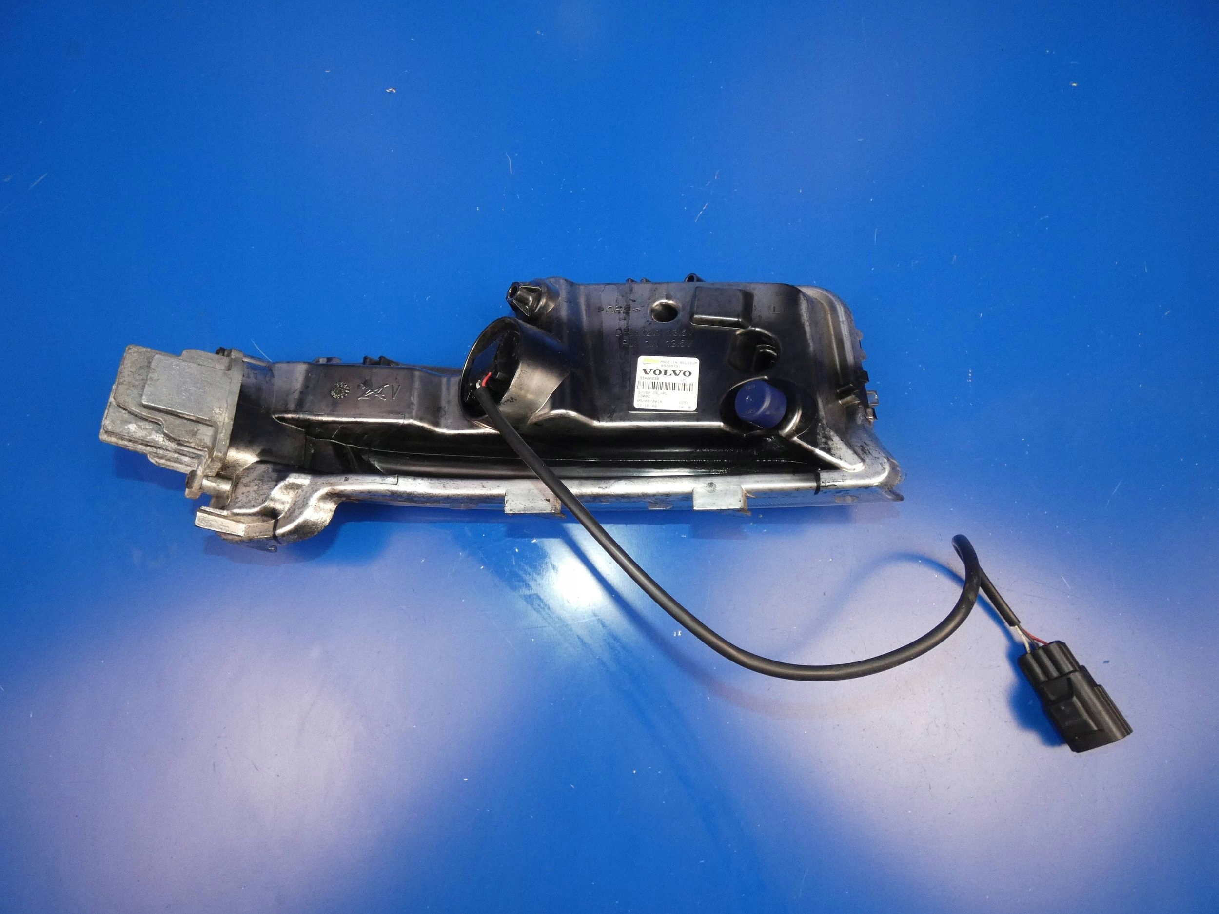VOLVO V60 S60 II LIFT 13- light DRL DO running daytime fog light left front