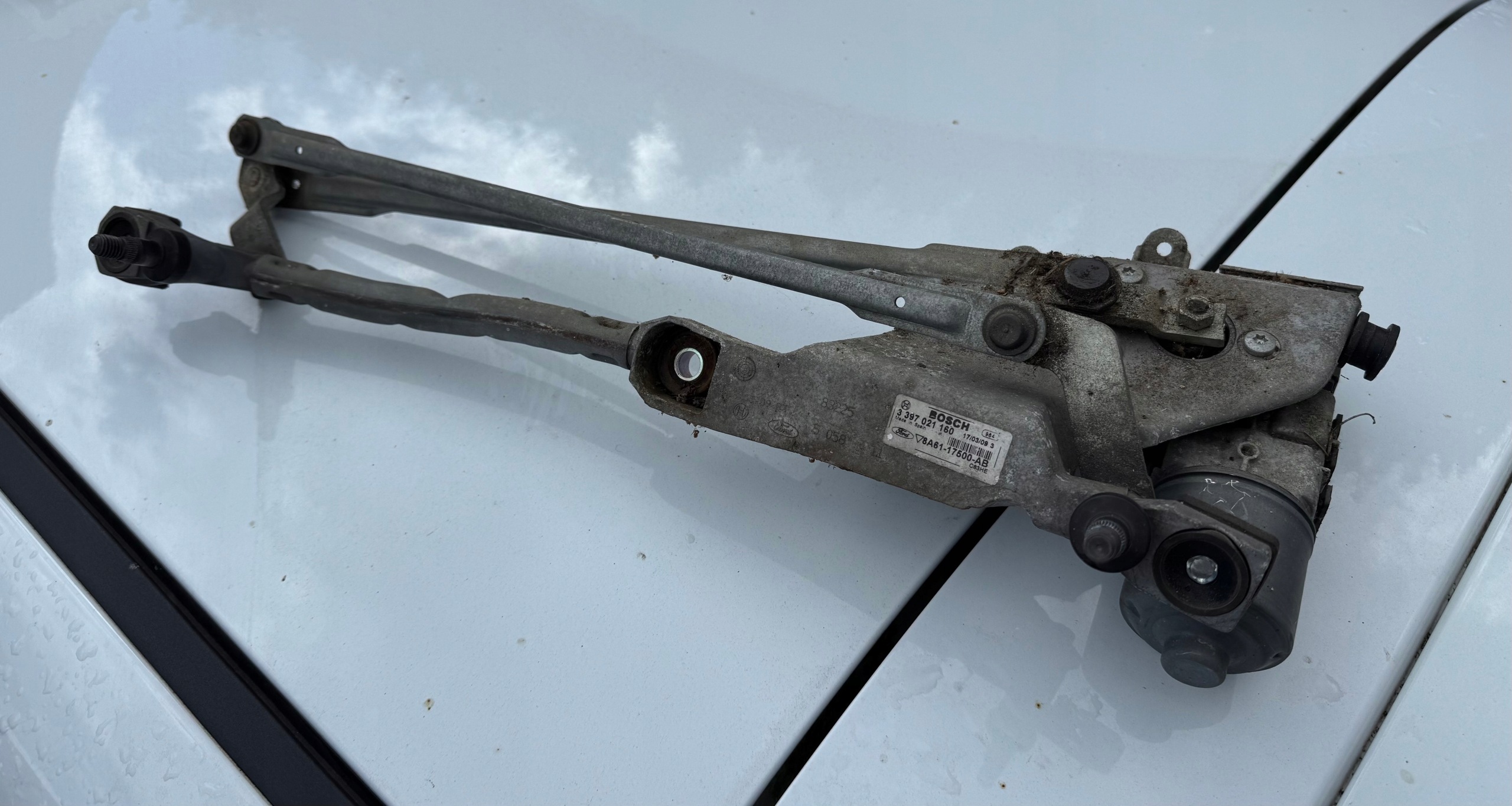 Wischergestänge Motor Ford Fiesta Mk7 2008-2017 8A61-17B571-AA
