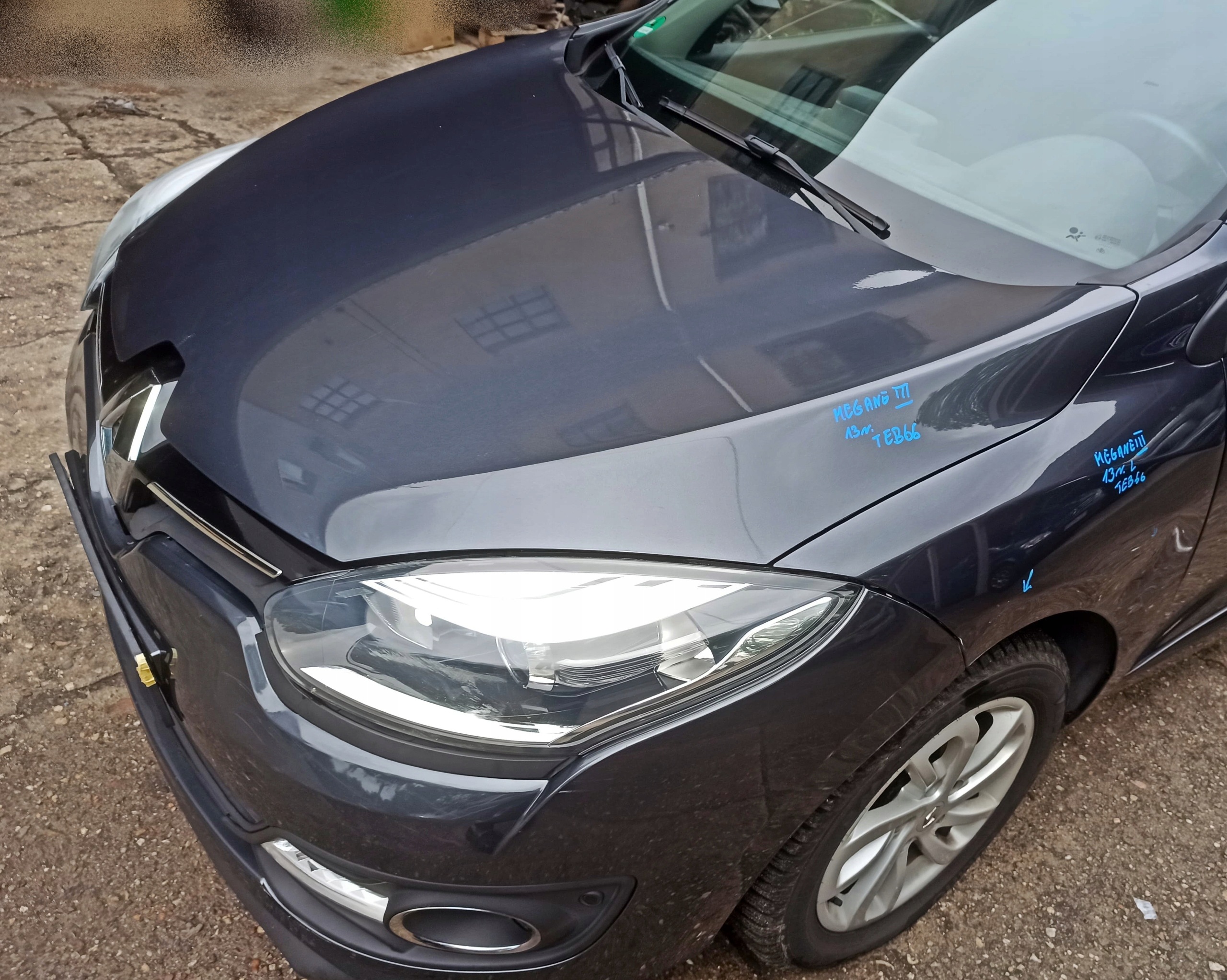 RENAULT MEGANE III 13R LIFT motorhaube fronthaube der räder. TEB66