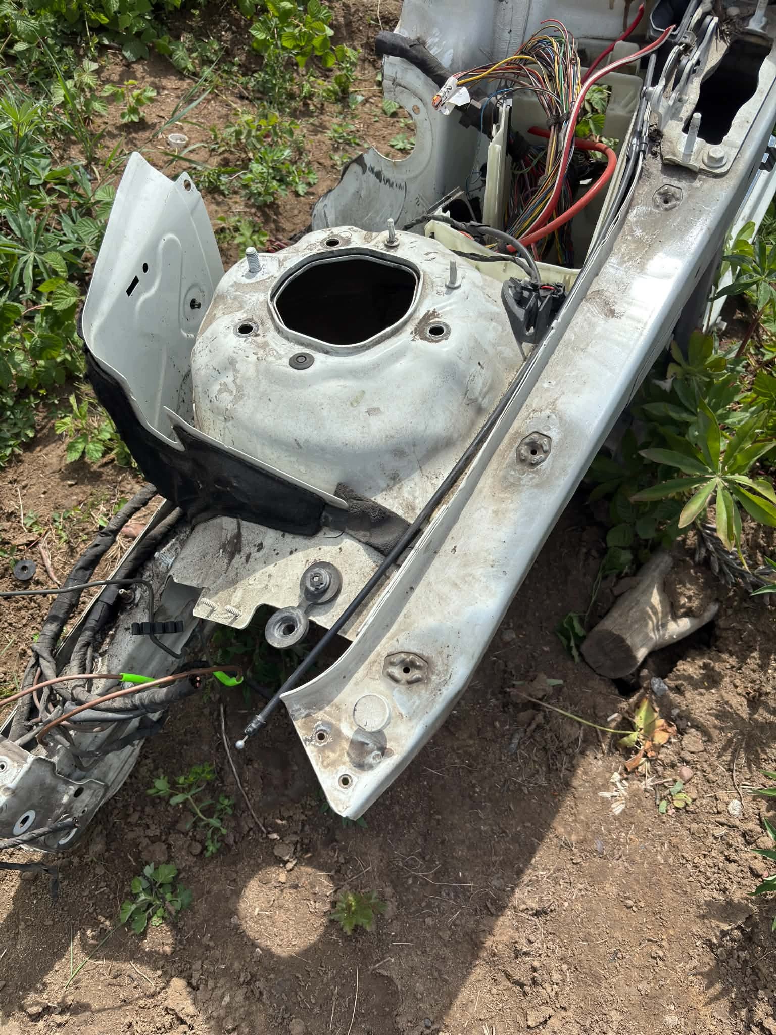 quarter left Mercedes w212 europa 650