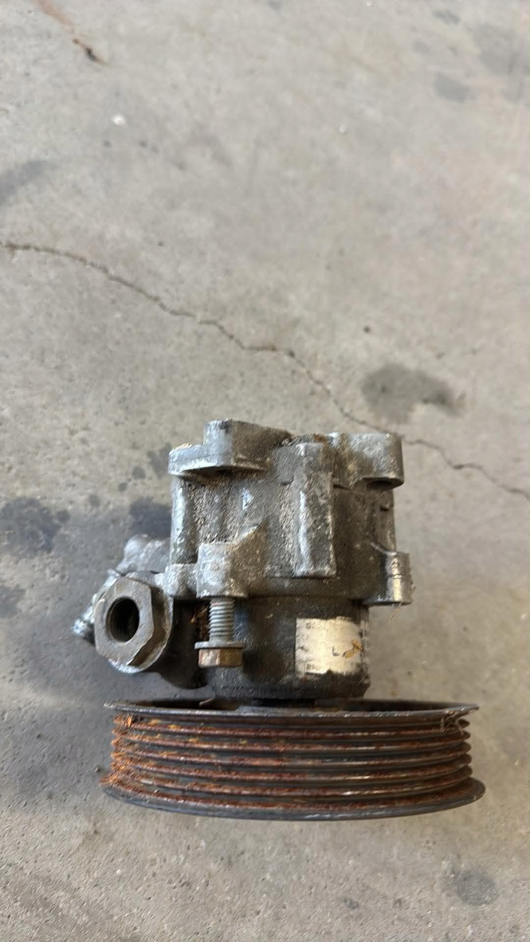 Pompa servosterzo 4838447 SAAB 9-5 95 1 e 2.0T 150 KM 97-05