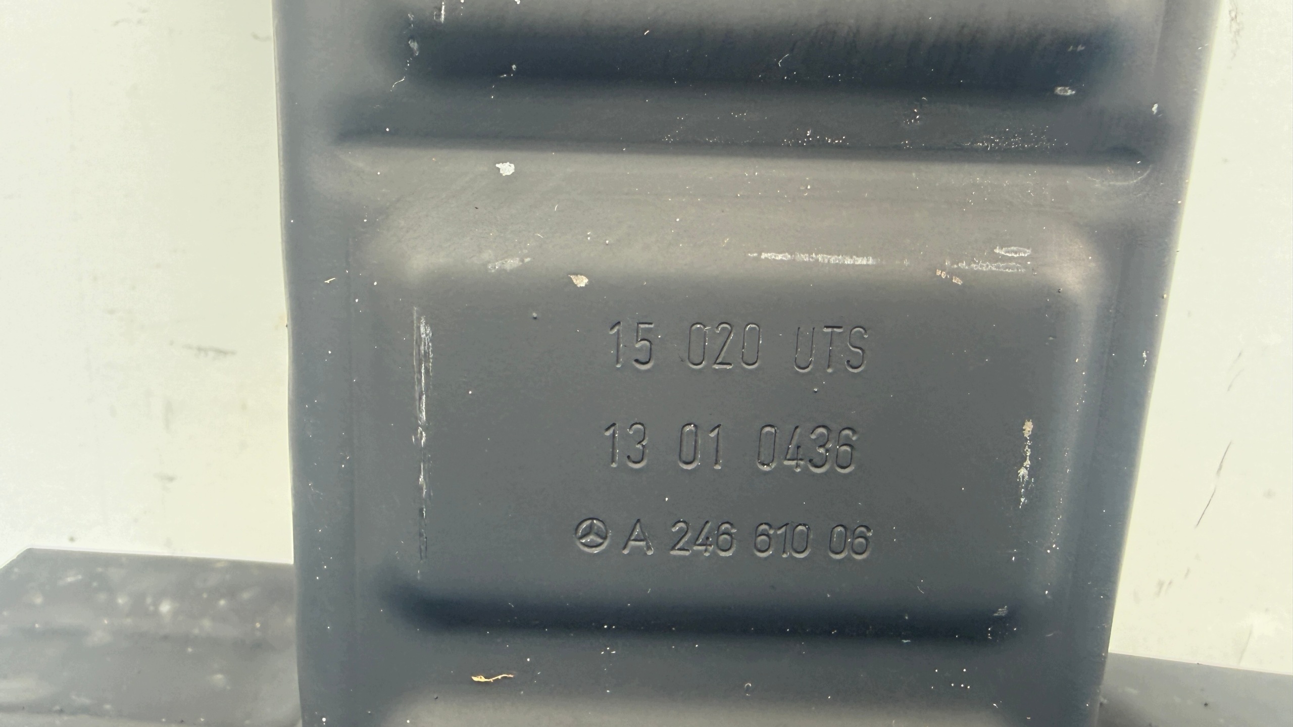 MERCEDES B-class W246 A W176 bumper support rear part pillar NWBL89AJ