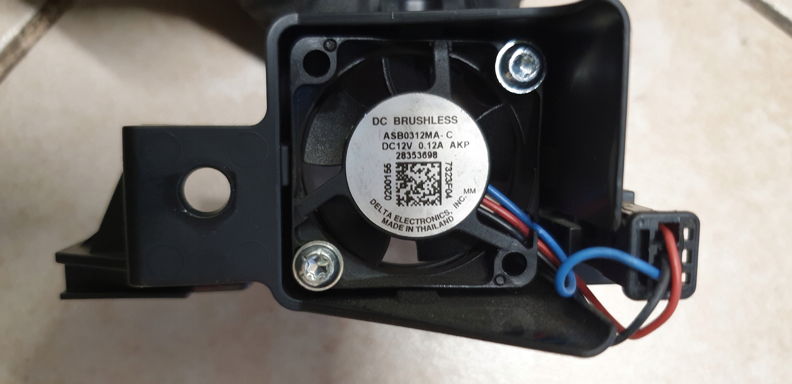 ventilátor VOLVO XC90 II ASB03112MA 28353698
