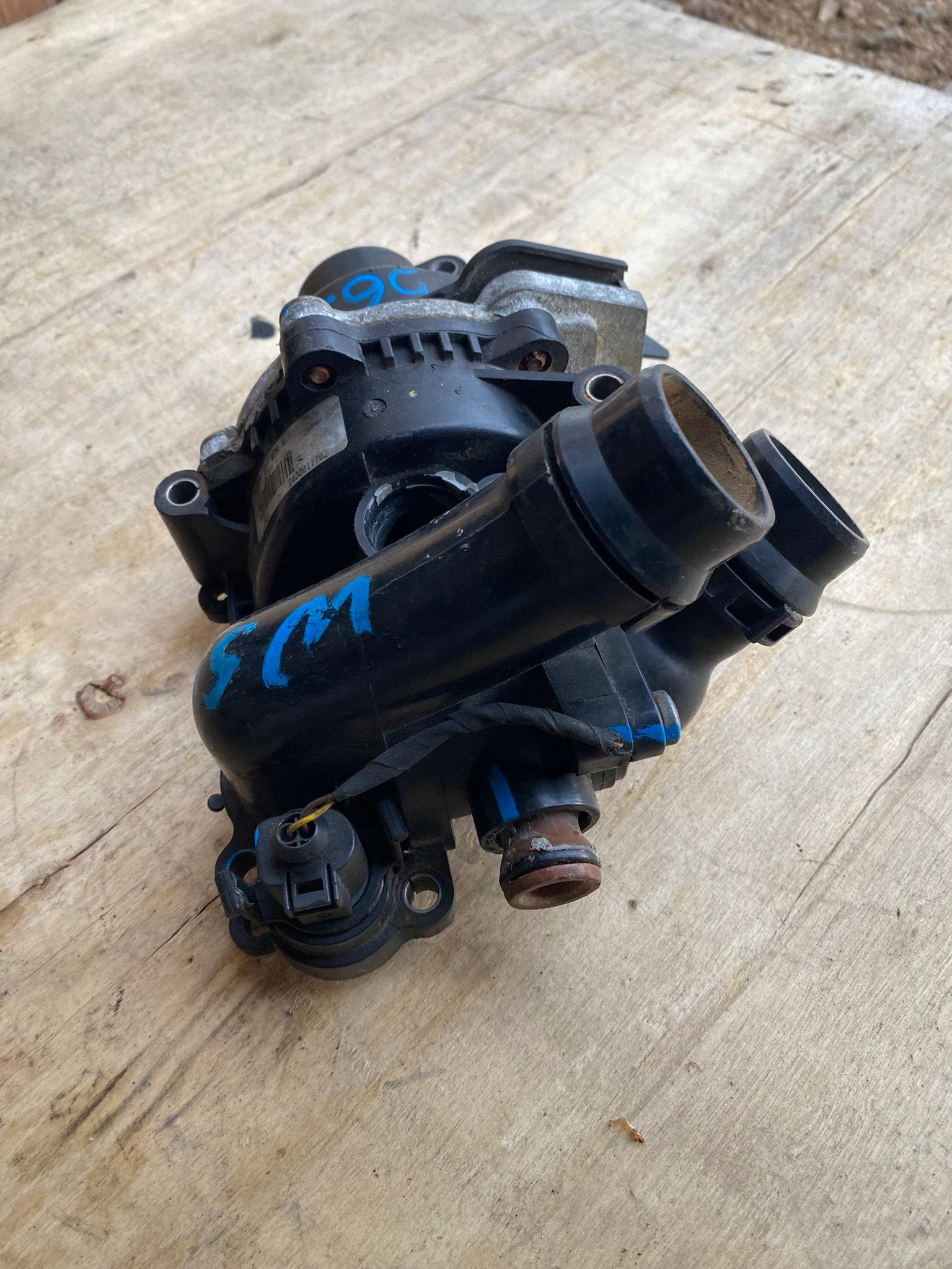 pumpa cirkulacije vode AUDI VOLKSWAGEN 1.8 06H121026N