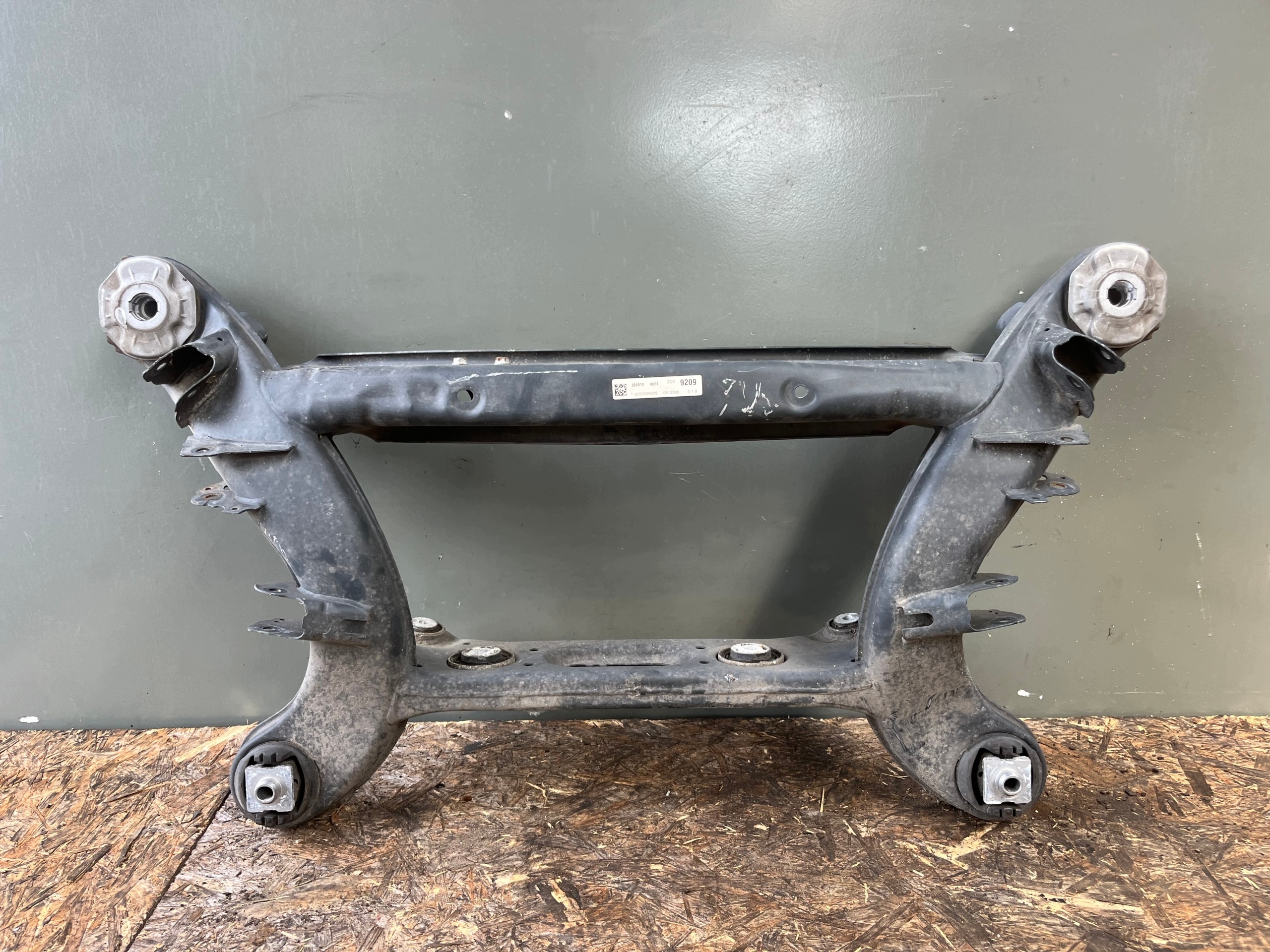 axle beam subframe springing rear part MERCEDES-BENZ C KLASA W205 2017 KOMBI