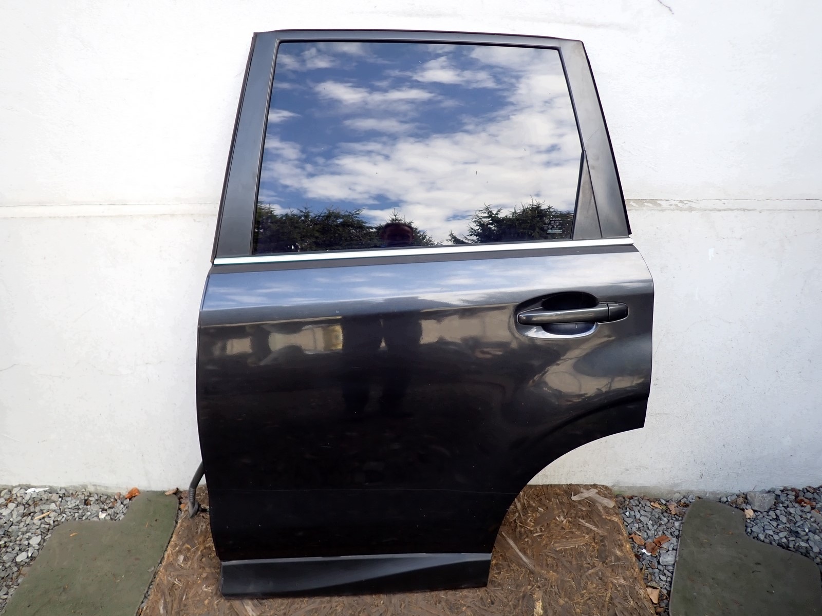 door left rear. left rear part SUBARU FORESTER 4 IV SJ 2012-2018R