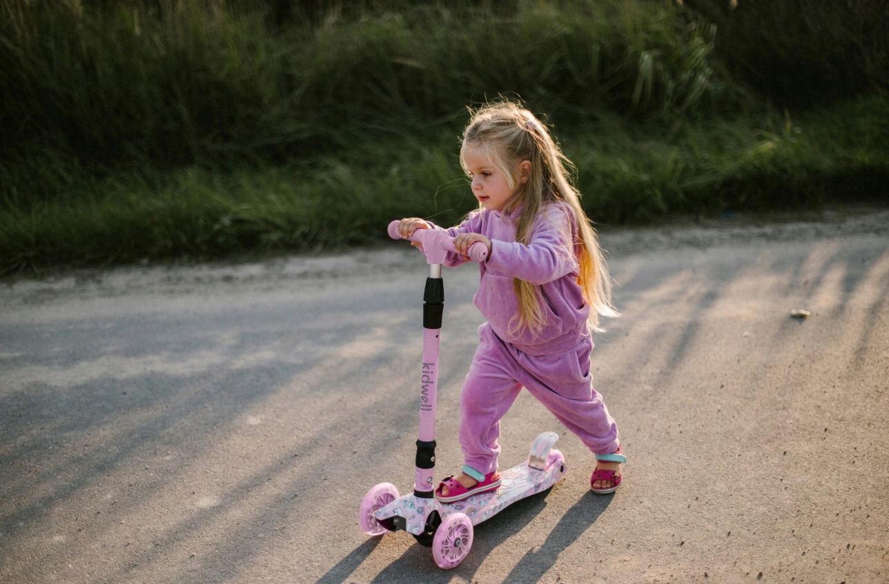 HULAJNOGA TRÓJKOŁOWA dla dzieci LED Kidwell VENTO Kod producenta HUBAVEN01A2