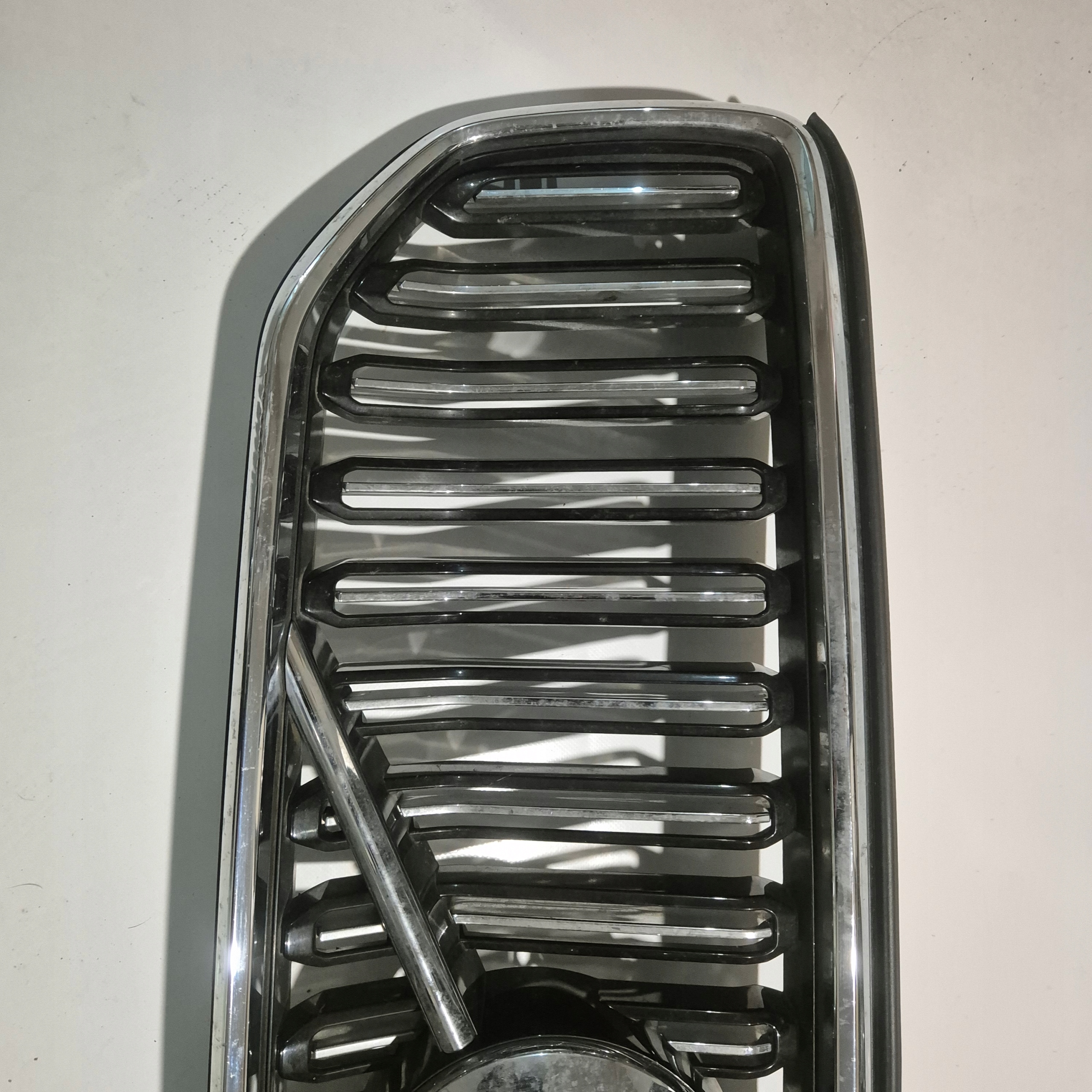 Volvo XC40 Kühlergrill FRONTGRILL Kühlergitter 31457347 - Thumbnail 3