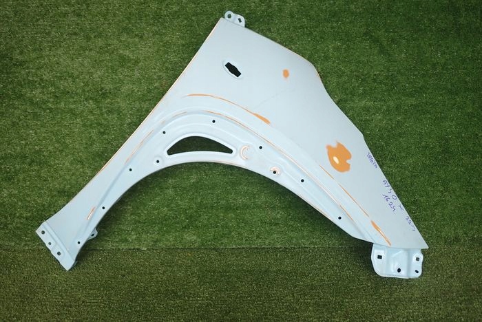 TOYOTA AYGO X 22- fender right front front MALOWANY