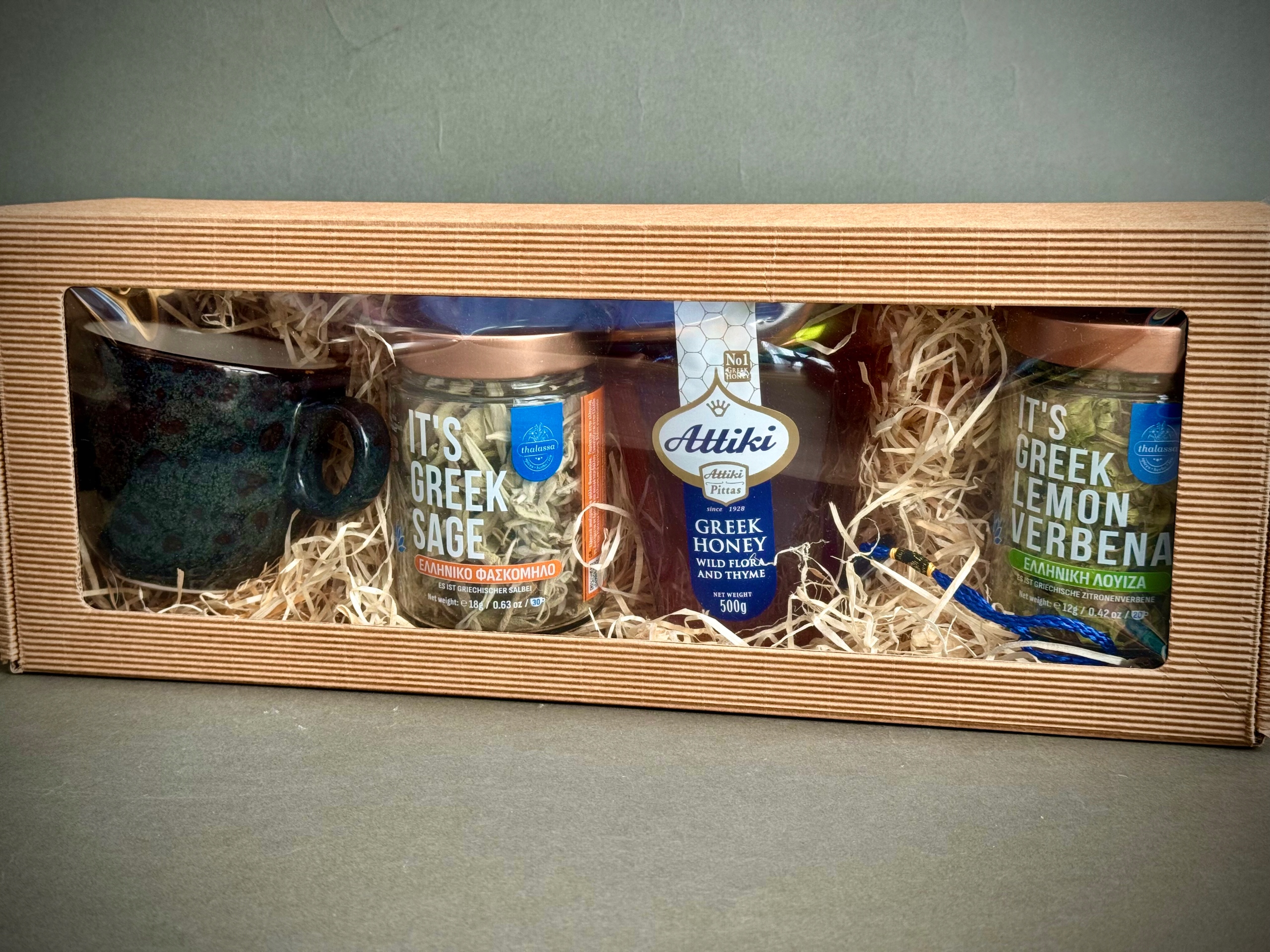 Levně Dárková sada Řecký, med Attiki 500 g bylinky šálek