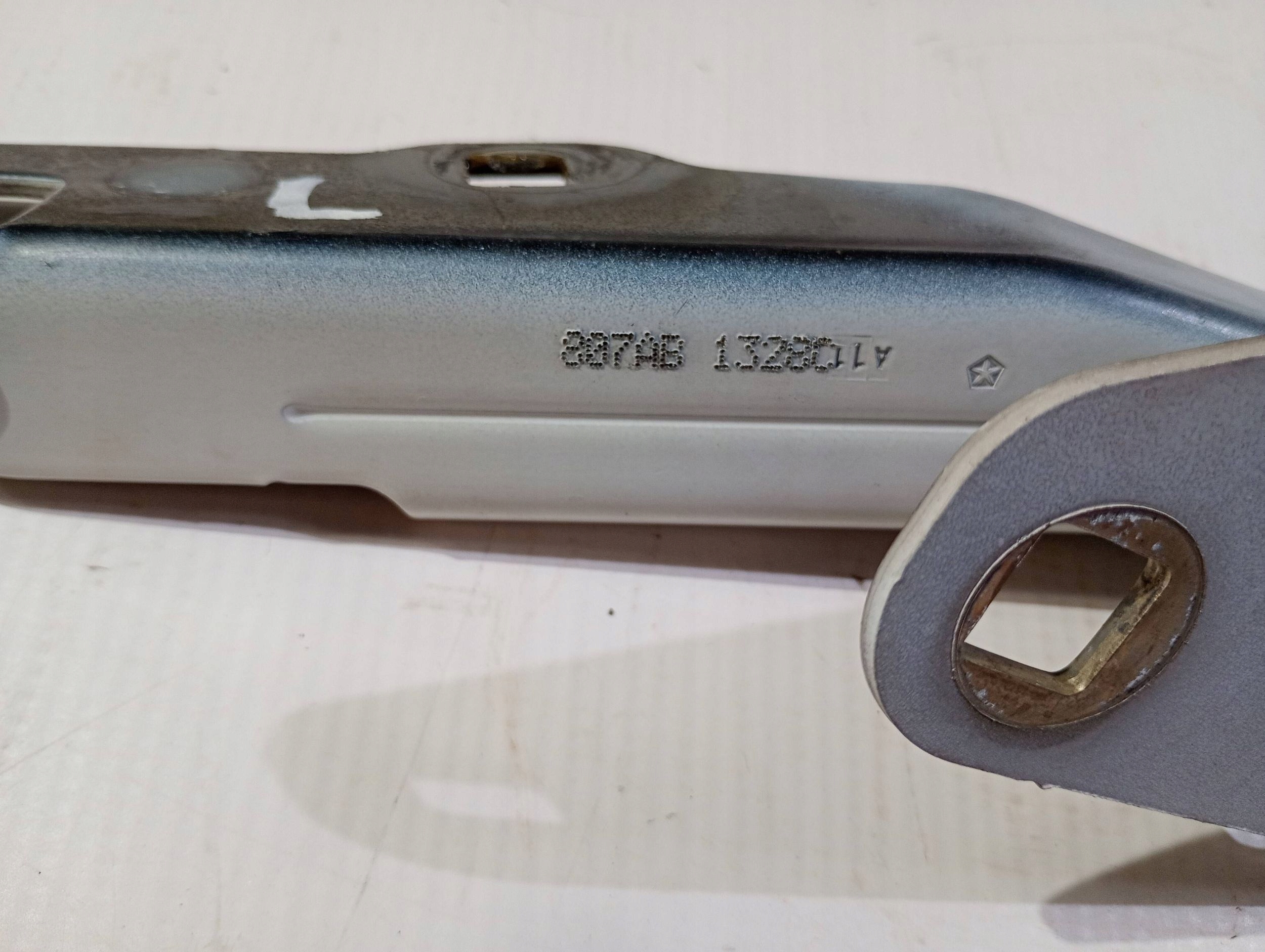 hinge damper bonnets pokrywy of the engine left Dodge RAM 1500 2019