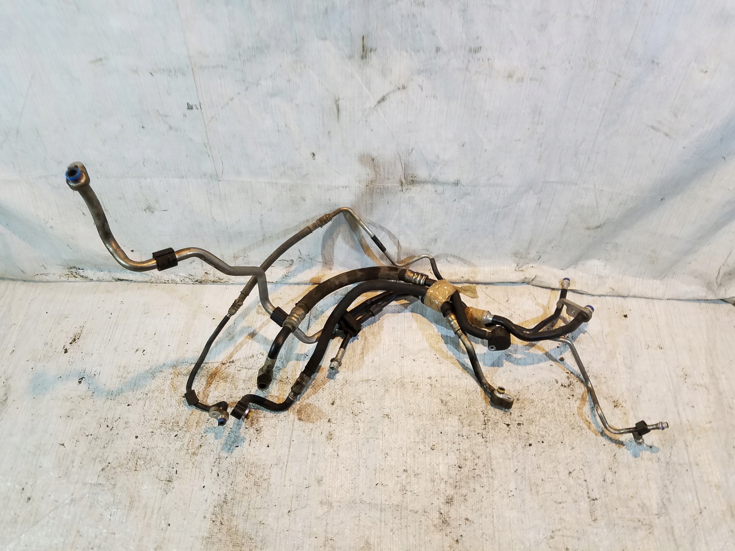 Комплект проводов кондиционера AUDI A6 C6 2.7 TDI