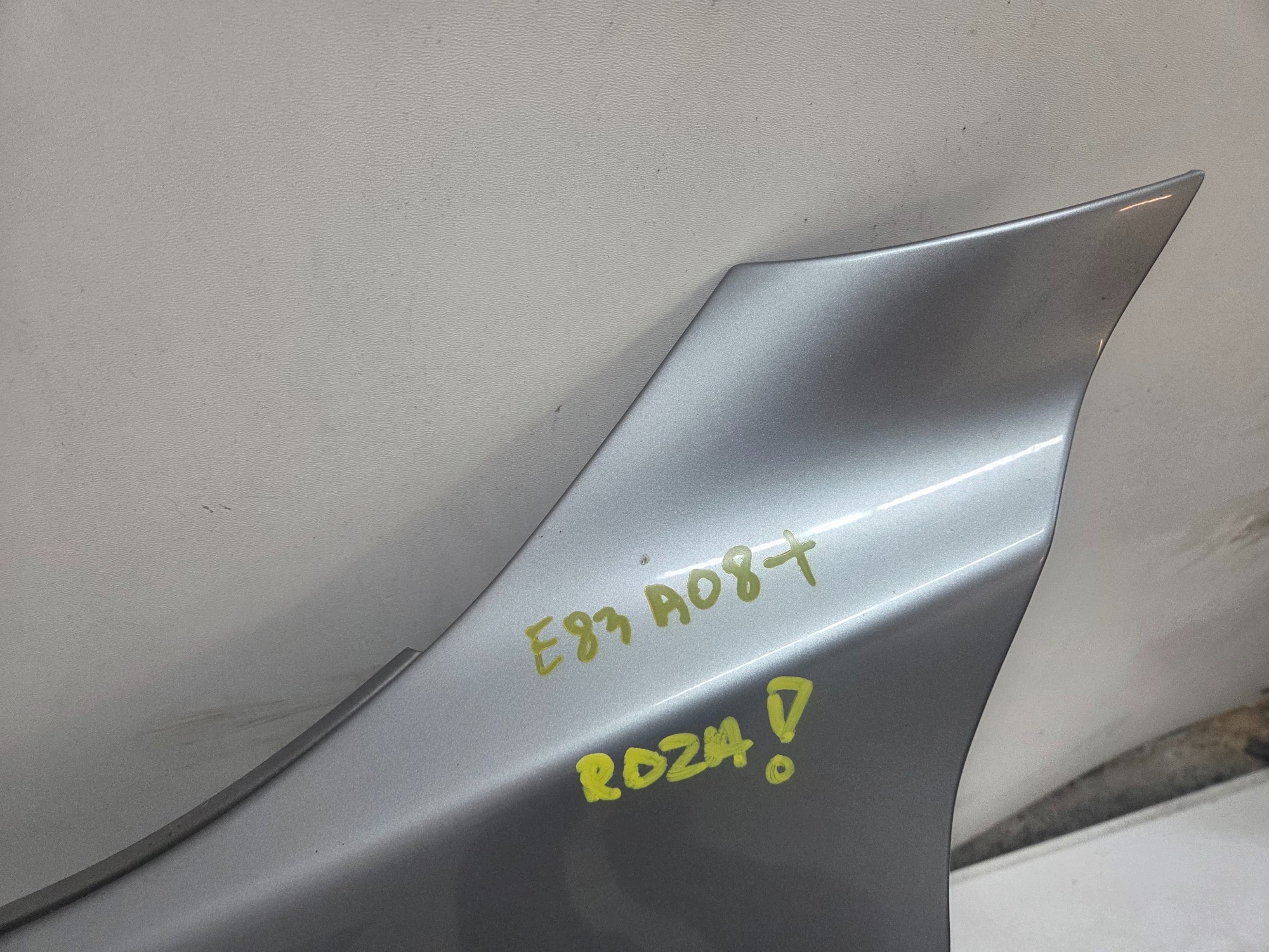 fender left front BMW X3 E83 SILBERGRAU A08/7